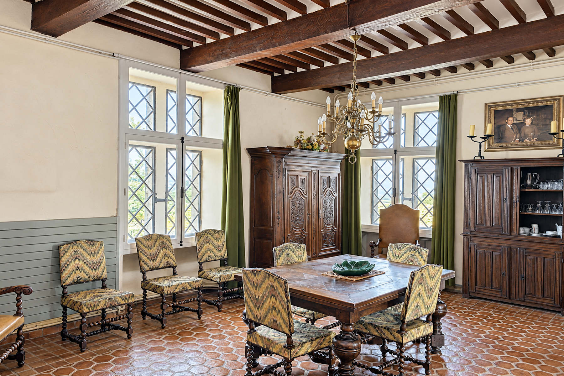 château 9 Pièces en vente sur PONT ST ESPRIT (30130)