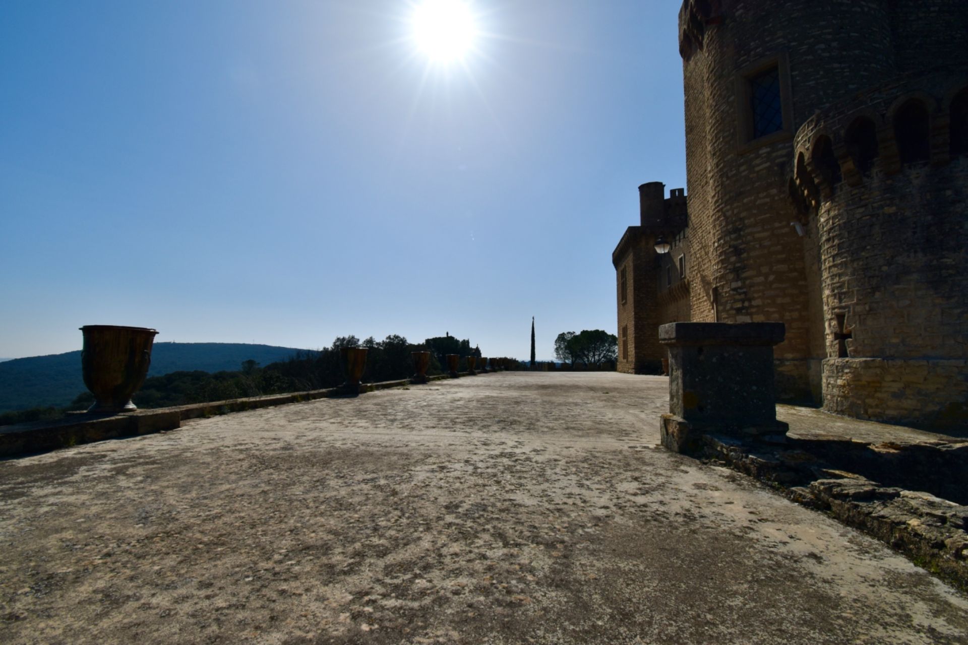 château 9 Pièces en vente sur PONT ST ESPRIT (30130)