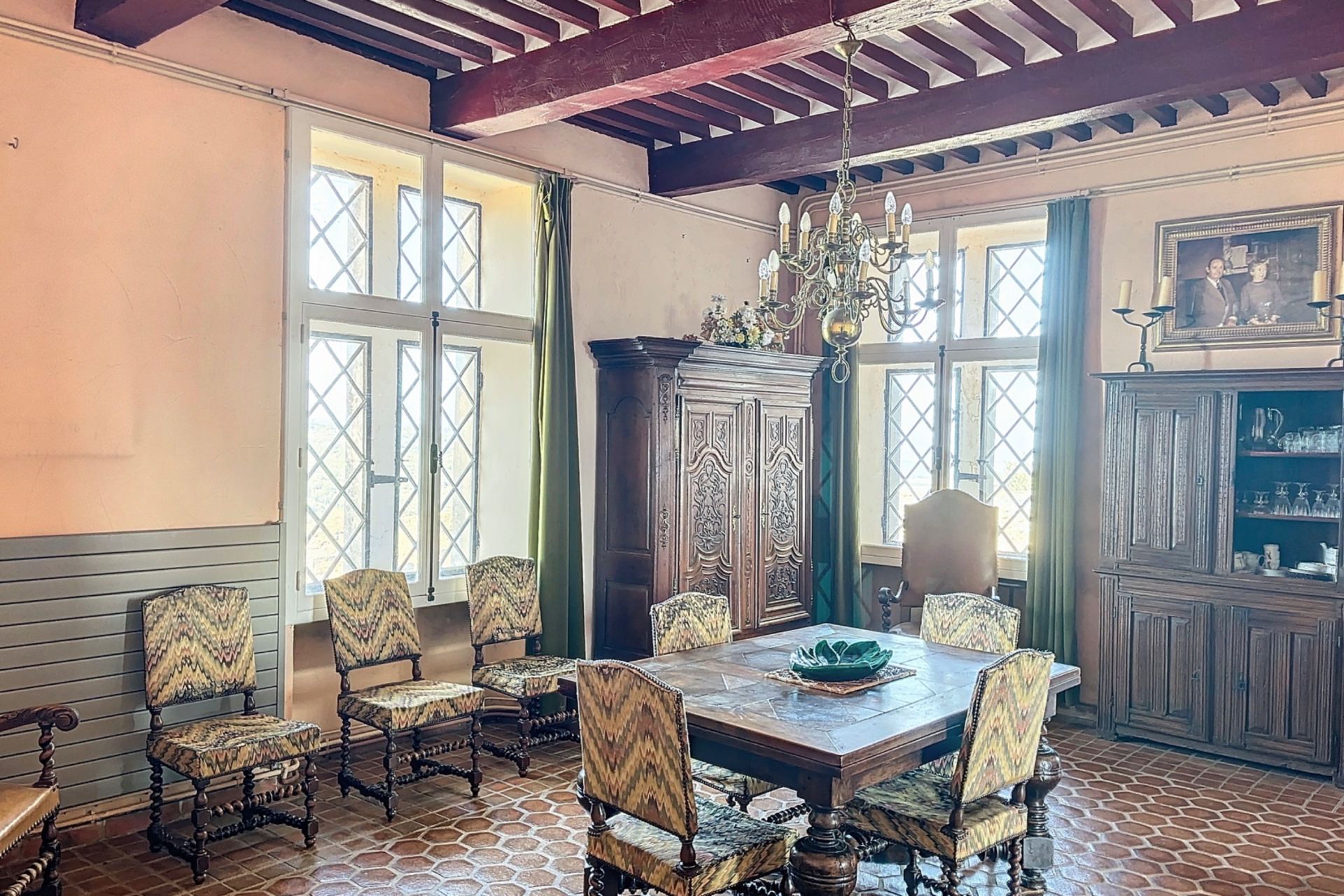 château 9 Pièces en vente sur PONT ST ESPRIT (30130)