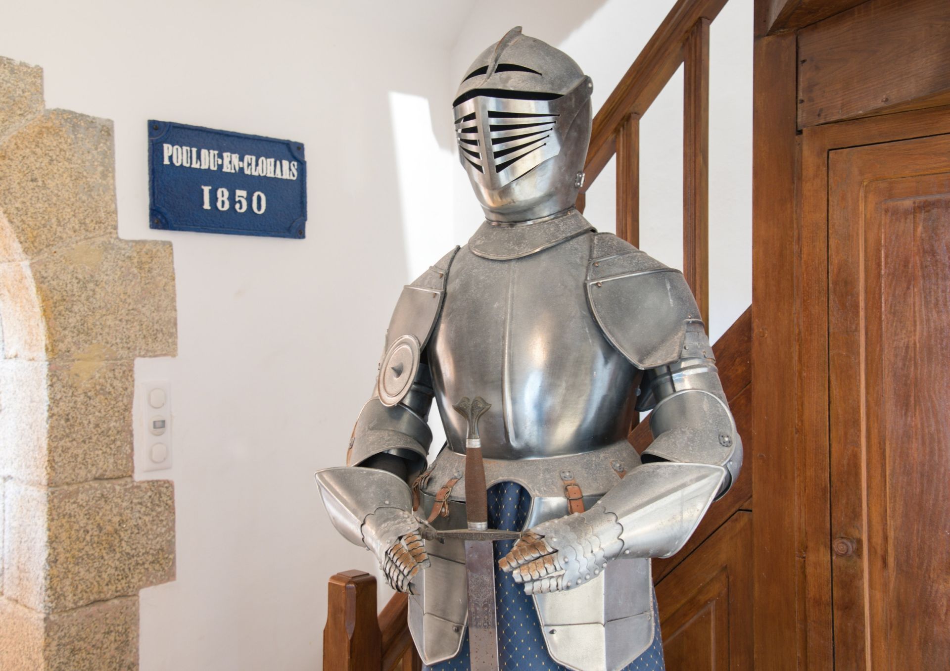 luxury property 12 Rooms for seasonal rent on CLOHARS CARNOET (29360)