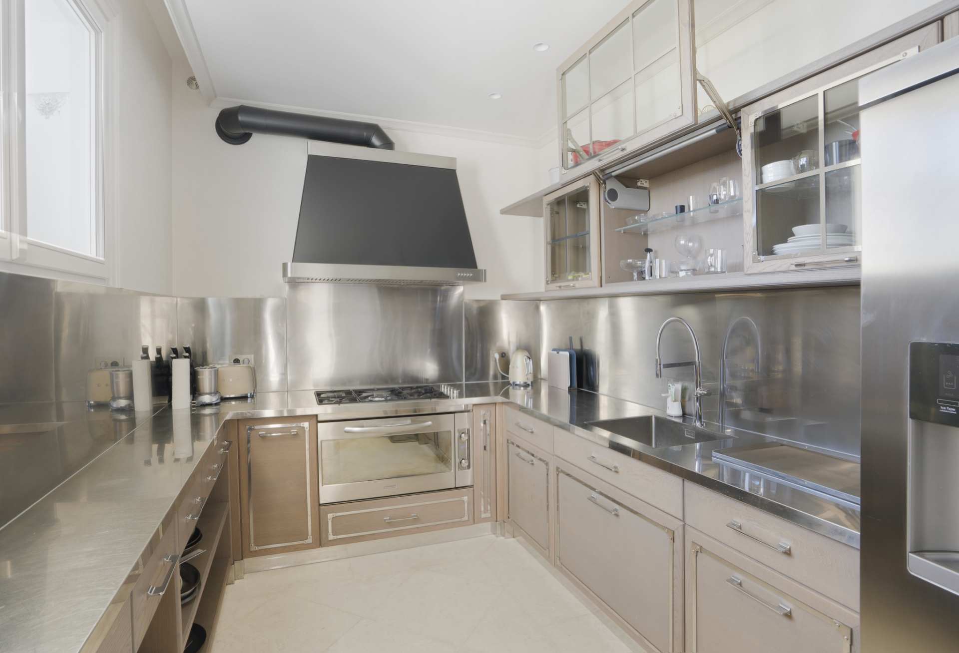 mansion 18 Rooms for sale on CAP D AIL (06320)
