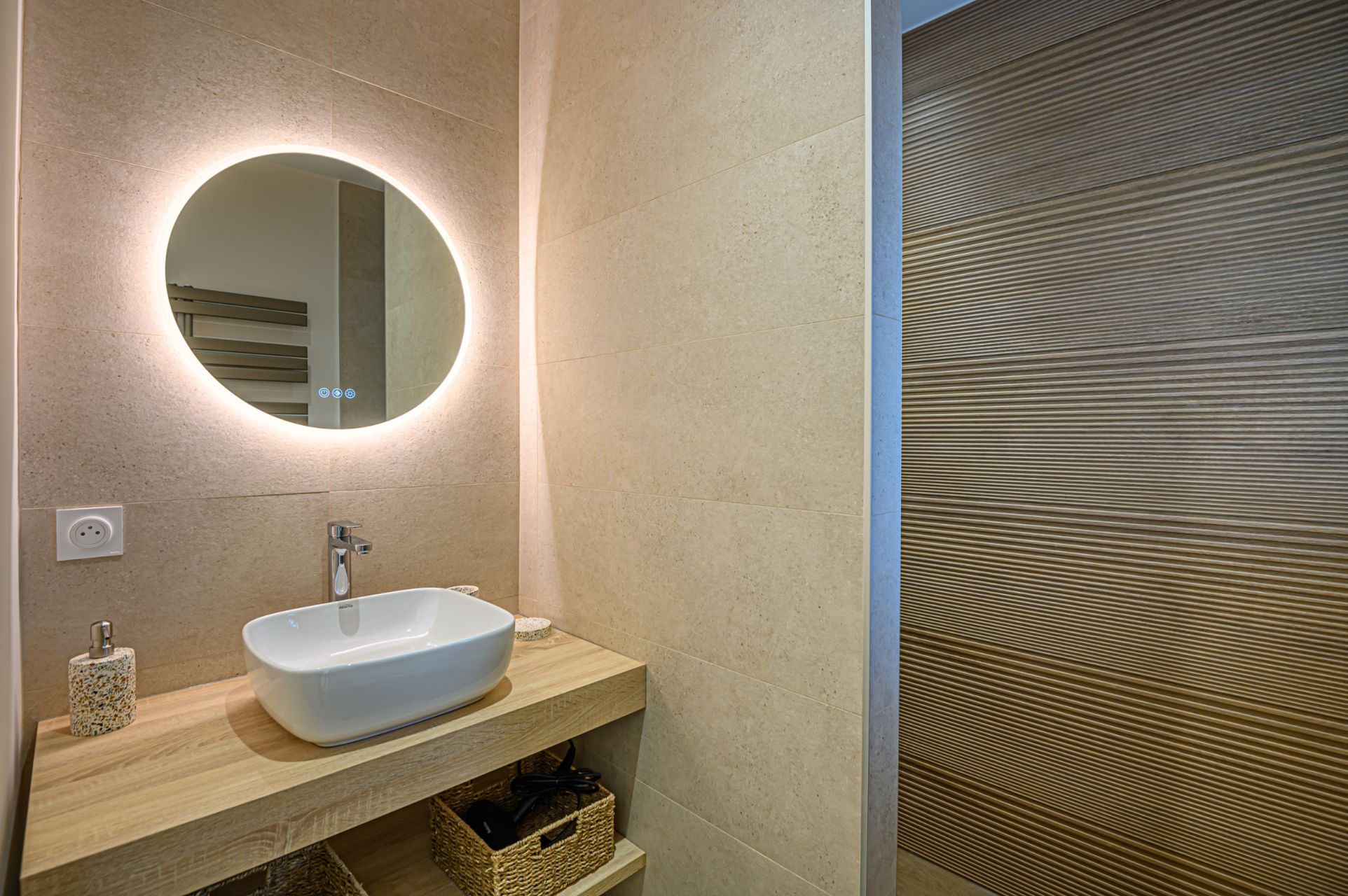 luxury house 6 Rooms for seasonal rent on BADEN (56870)