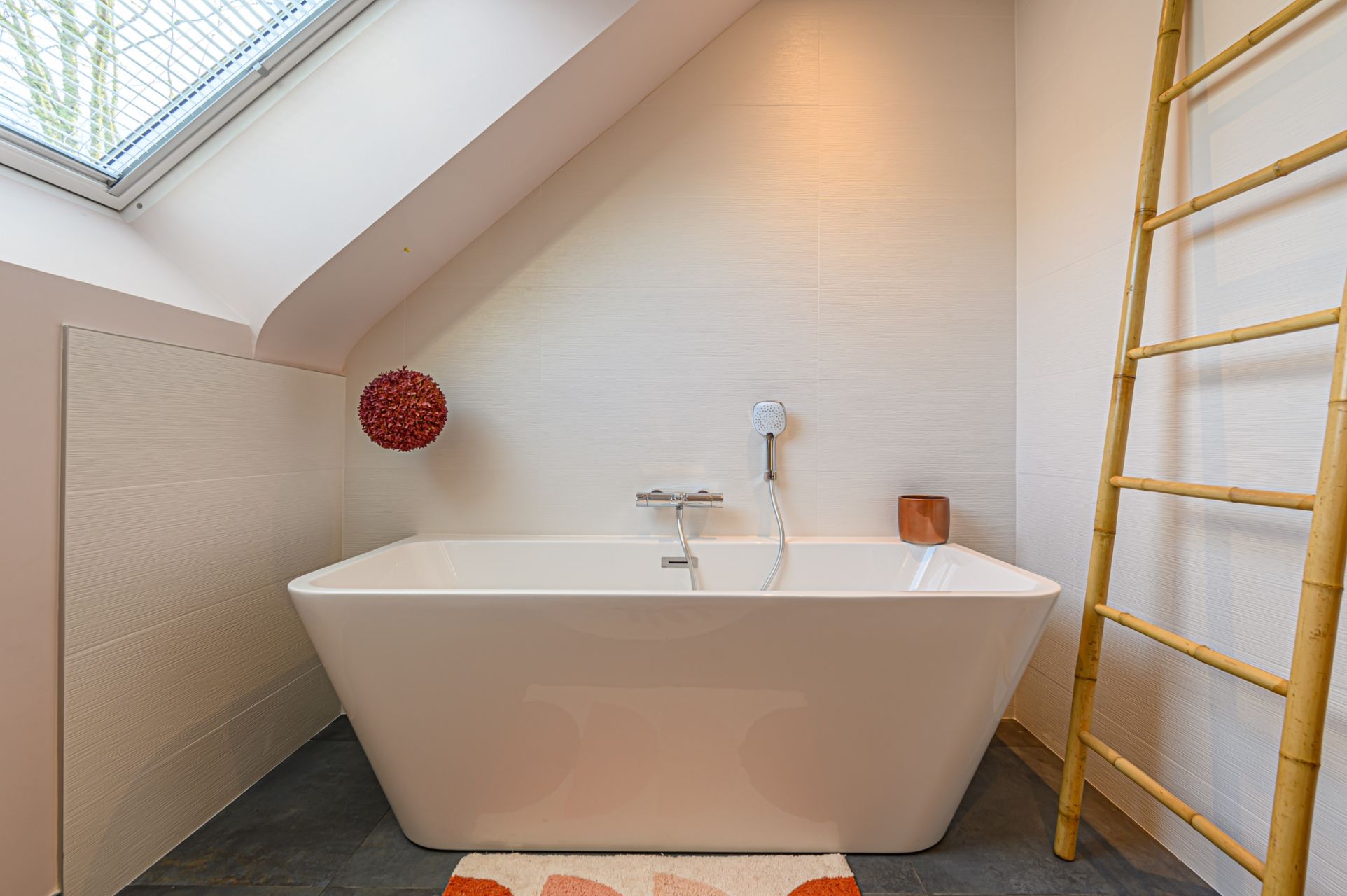 luxury house 6 Rooms for seasonal rent on BADEN (56870)