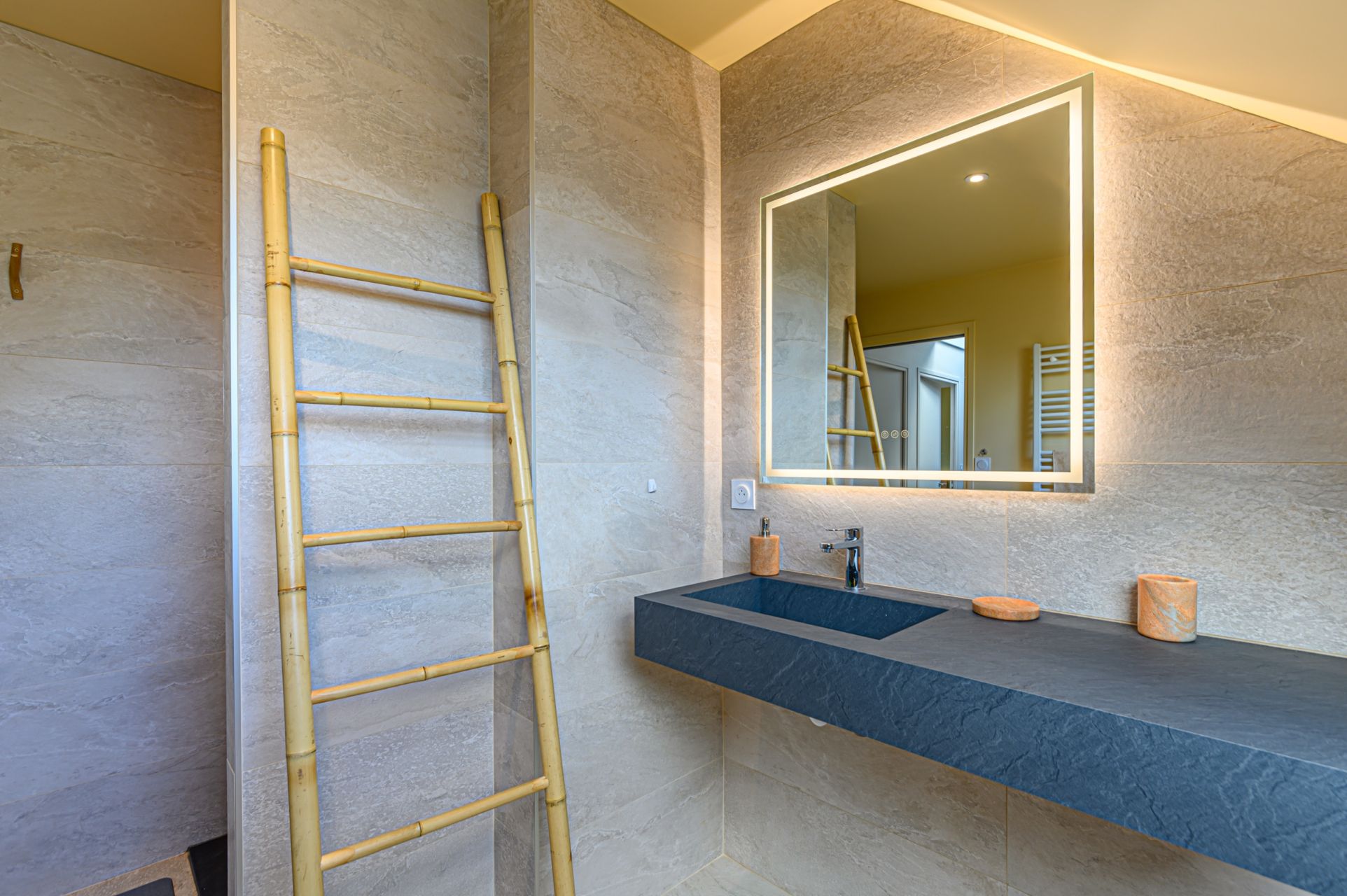 luxury house 6 Rooms for seasonal rent on BADEN (56870)