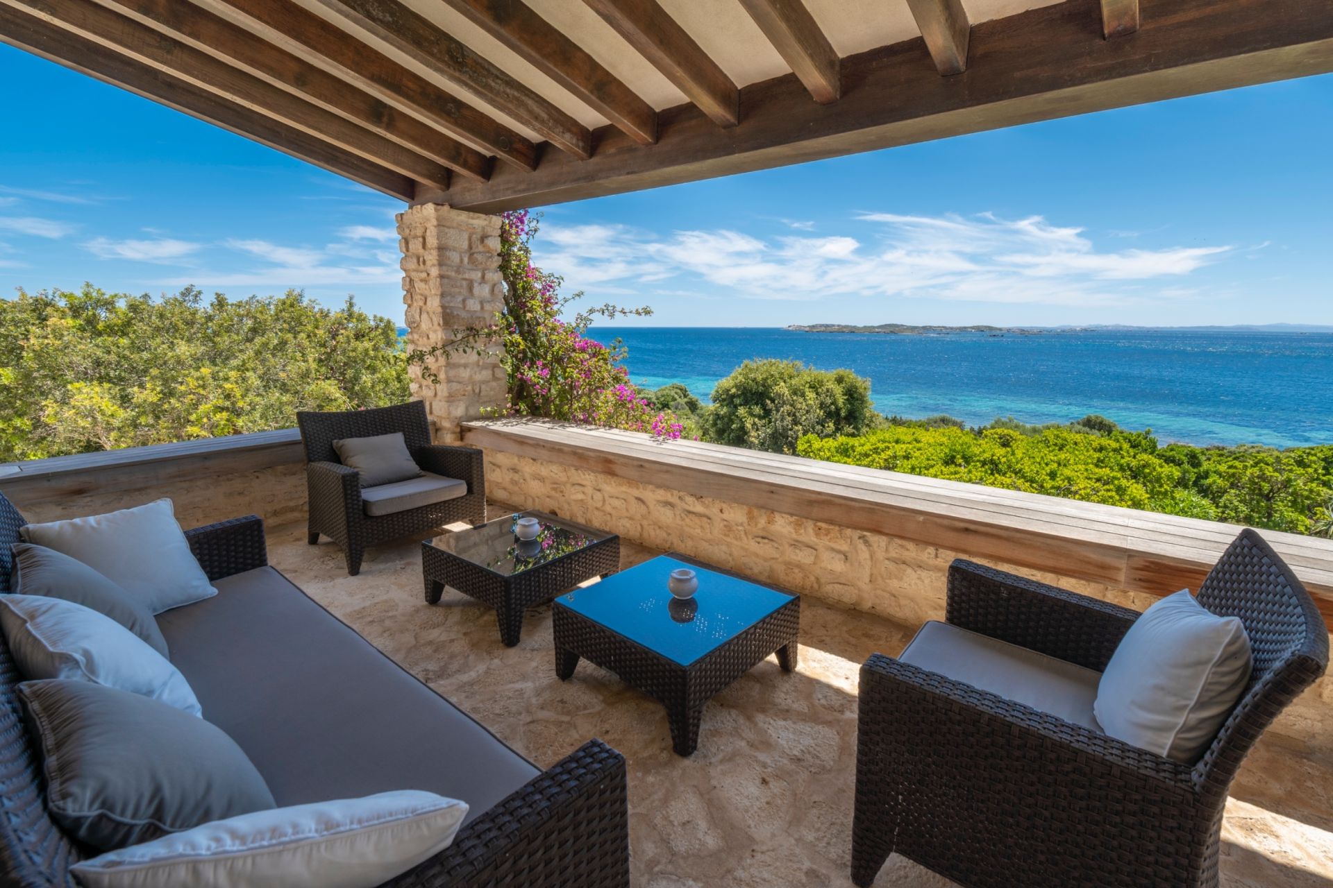 villa de luxe 7 Pièces en location saisonnière sur BONIFACIO (20169)
