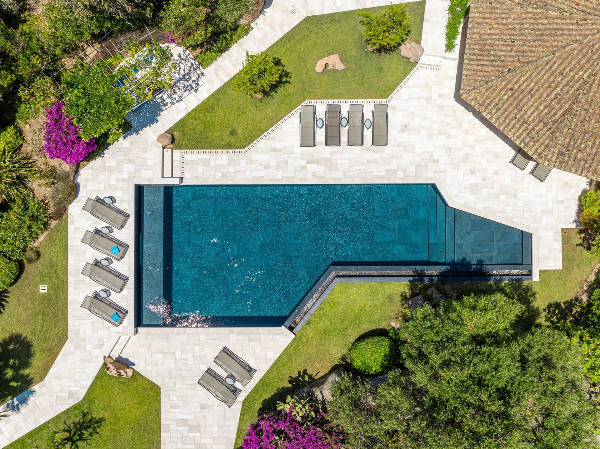 villa de luxe 11 Pièces en location saisonnière sur BONIFACIO (20169)
