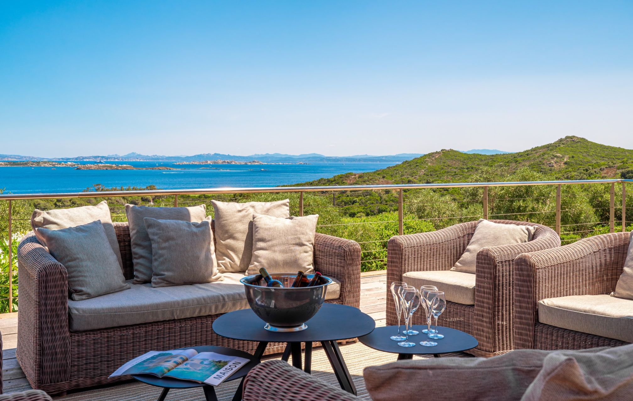 villa de luxe 11 Pièces en location saisonnière sur BONIFACIO (20169)