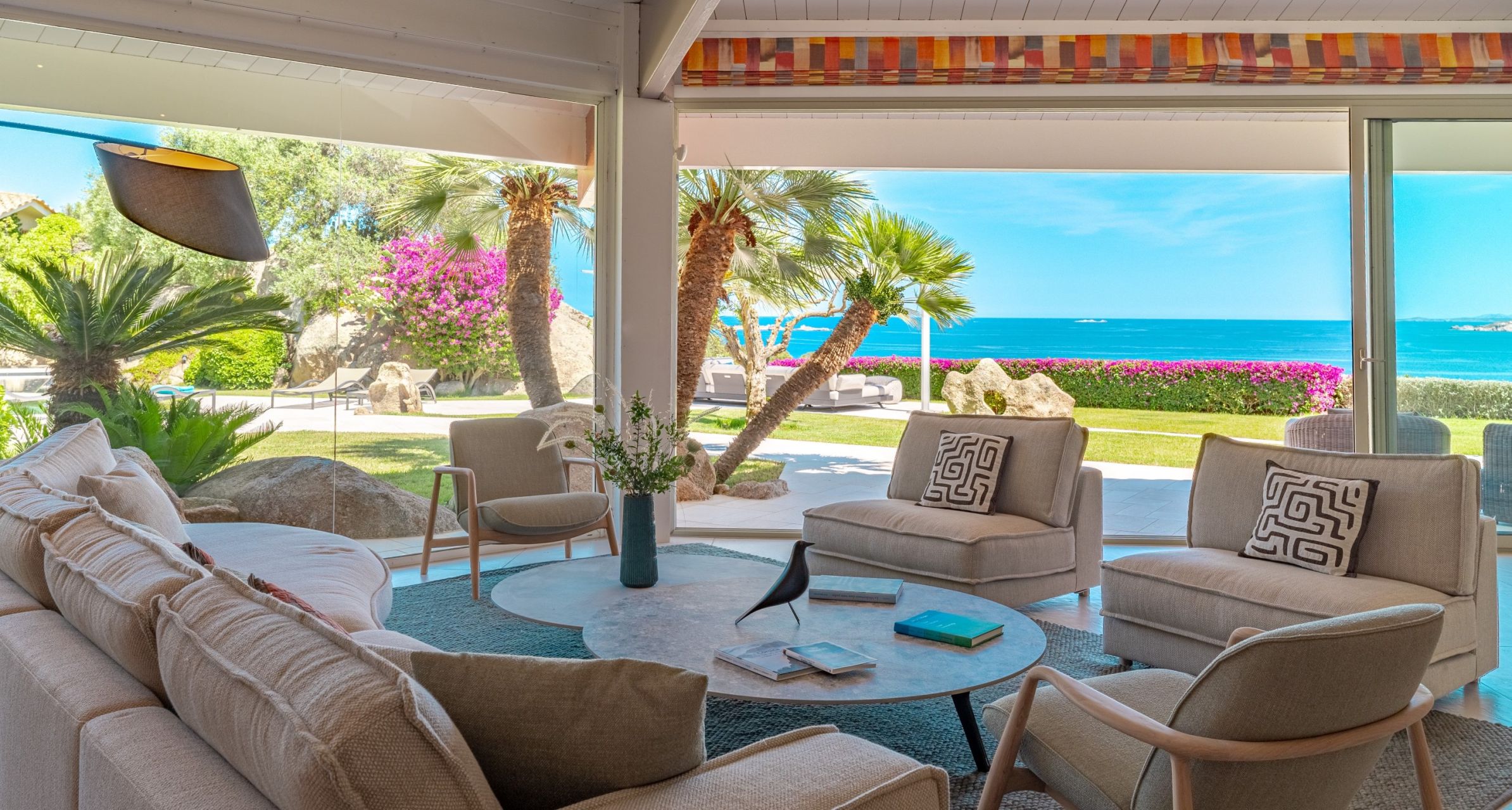 villa de luxe 11 Pièces en location saisonnière sur BONIFACIO (20169)