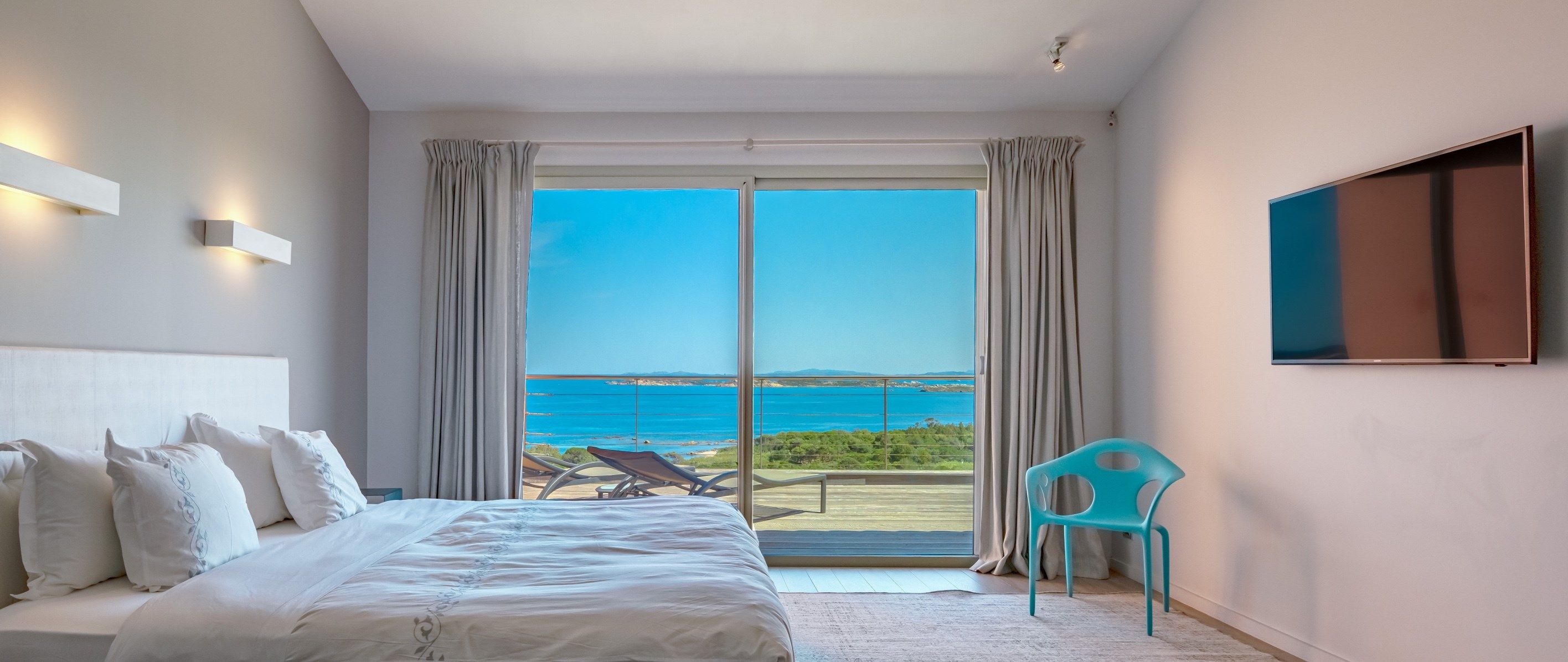 villa de luxe 11 Pièces en location saisonnière sur BONIFACIO (20169)