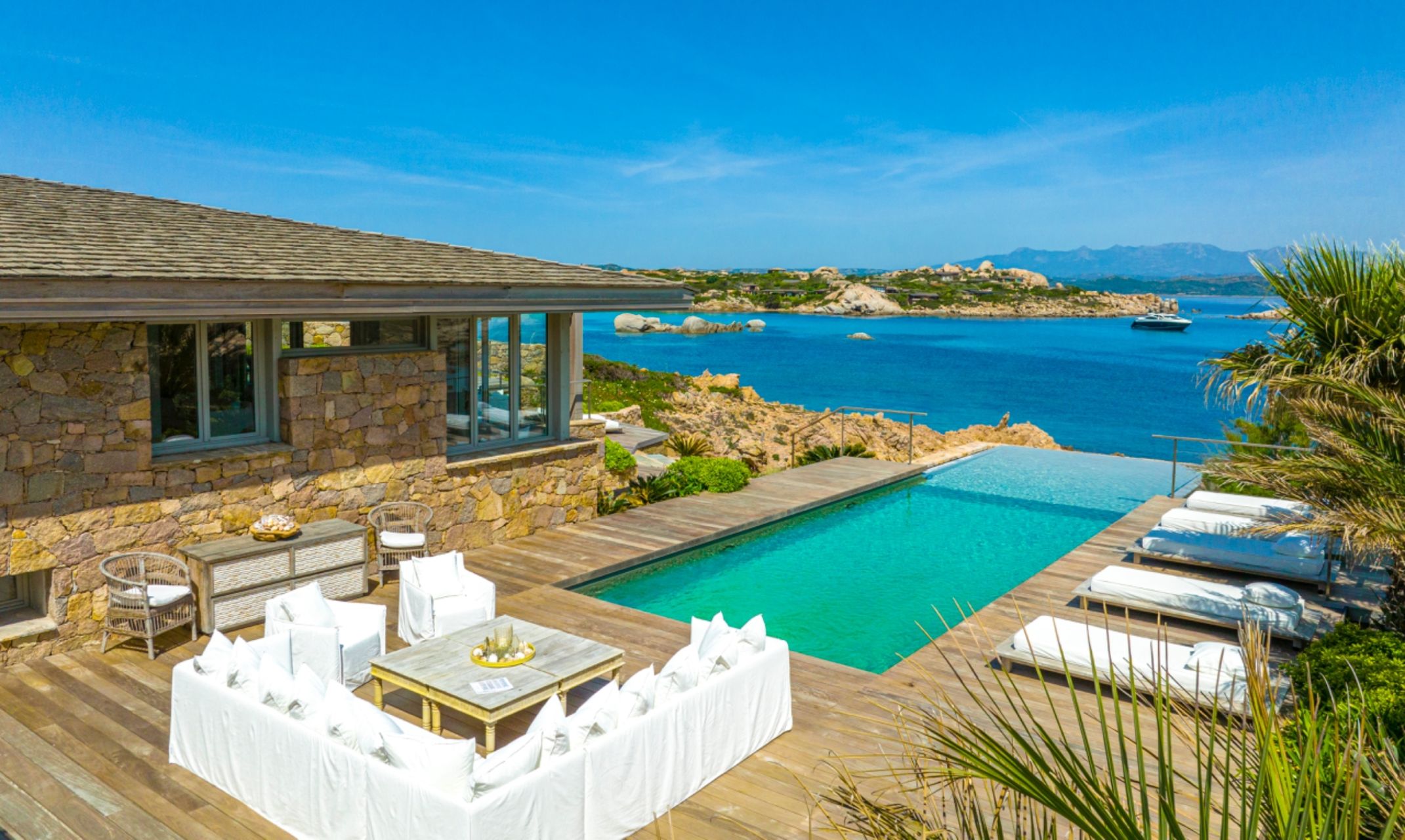 villa de luxe 9 Pièces en location saisonnière sur BONIFACIO (20169)