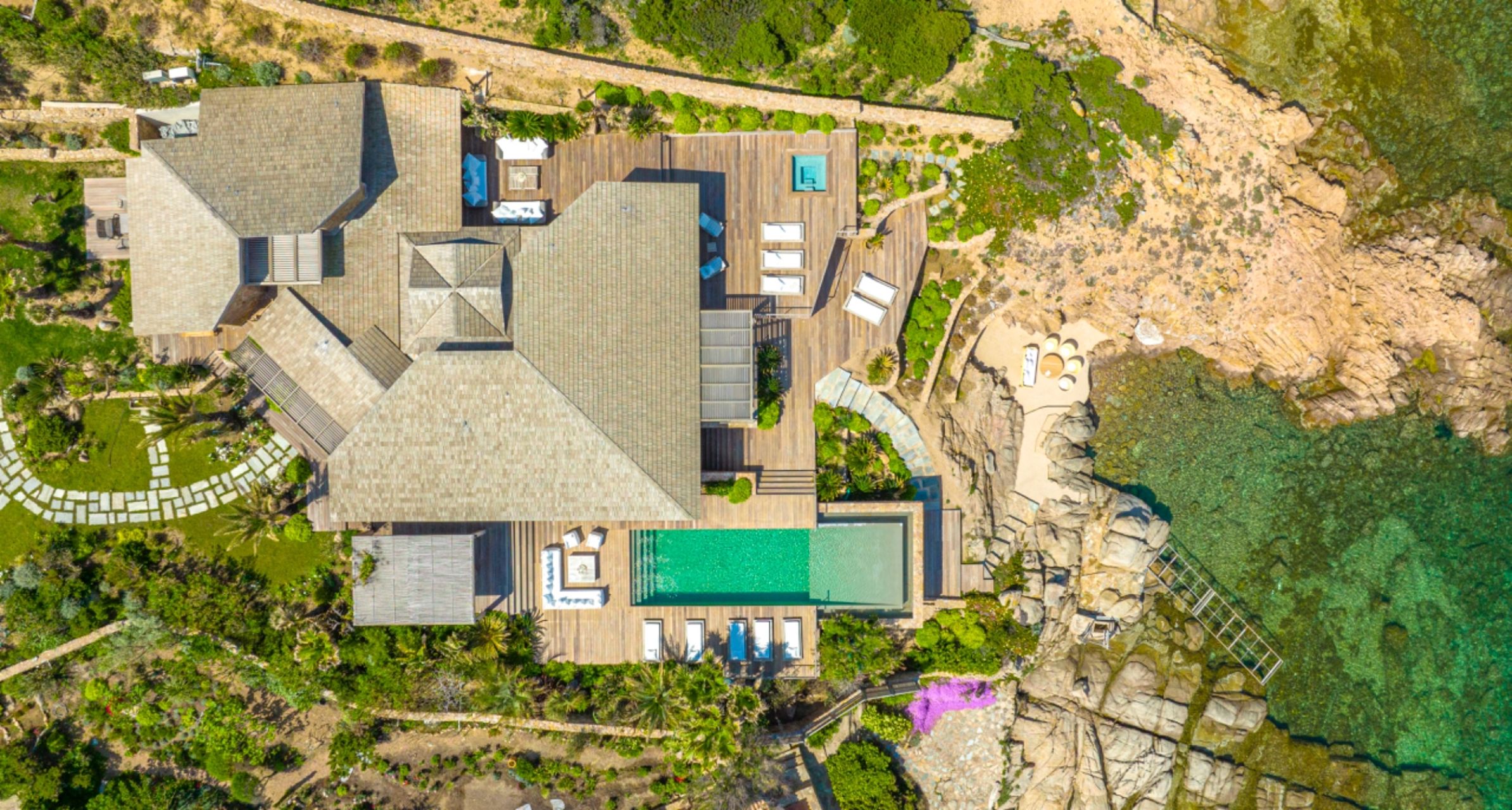 villa de luxe 9 Pièces en location saisonnière sur BONIFACIO (20169)
