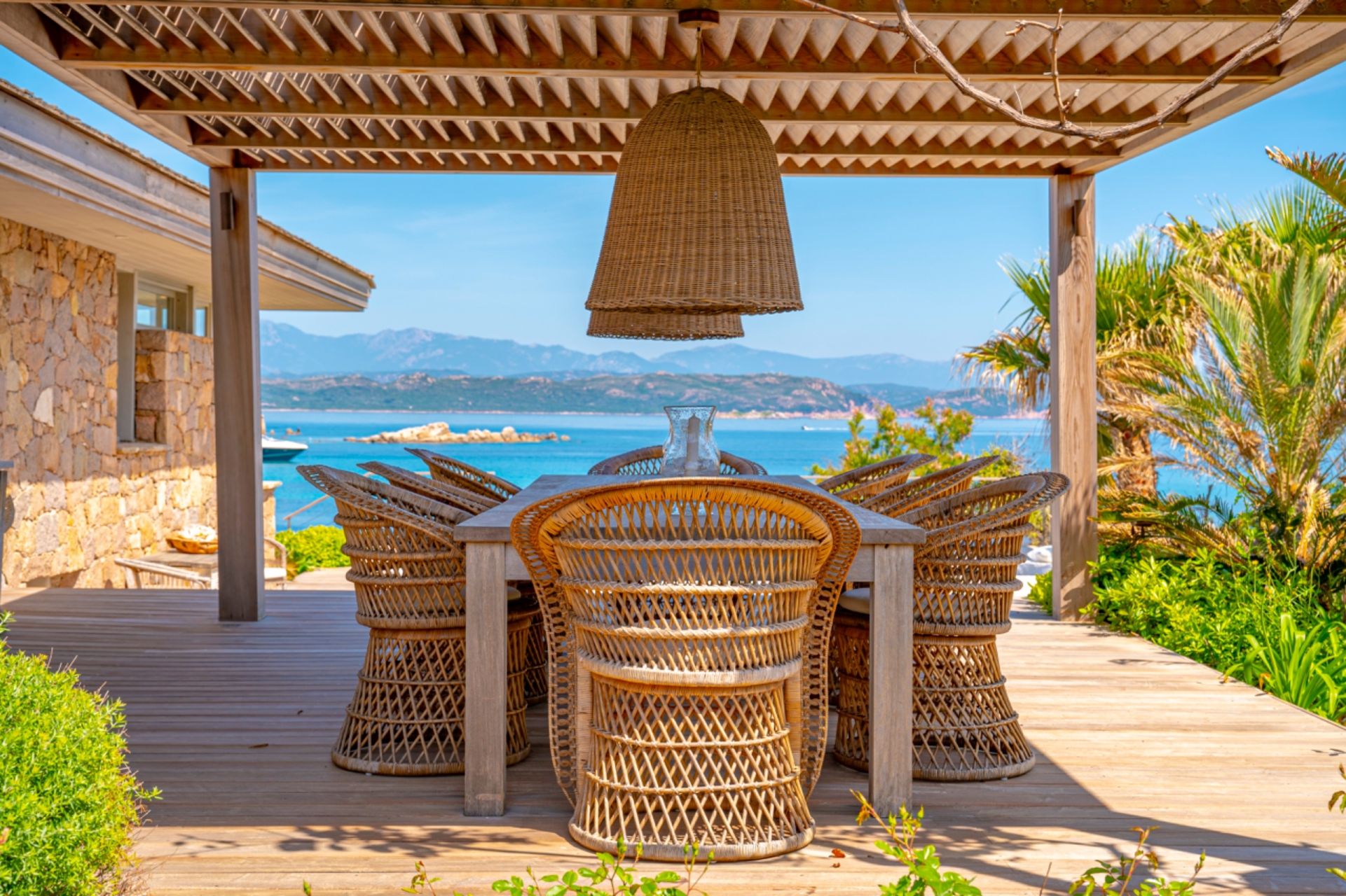 villa de luxe 9 Pièces en location saisonnière sur BONIFACIO (20169)