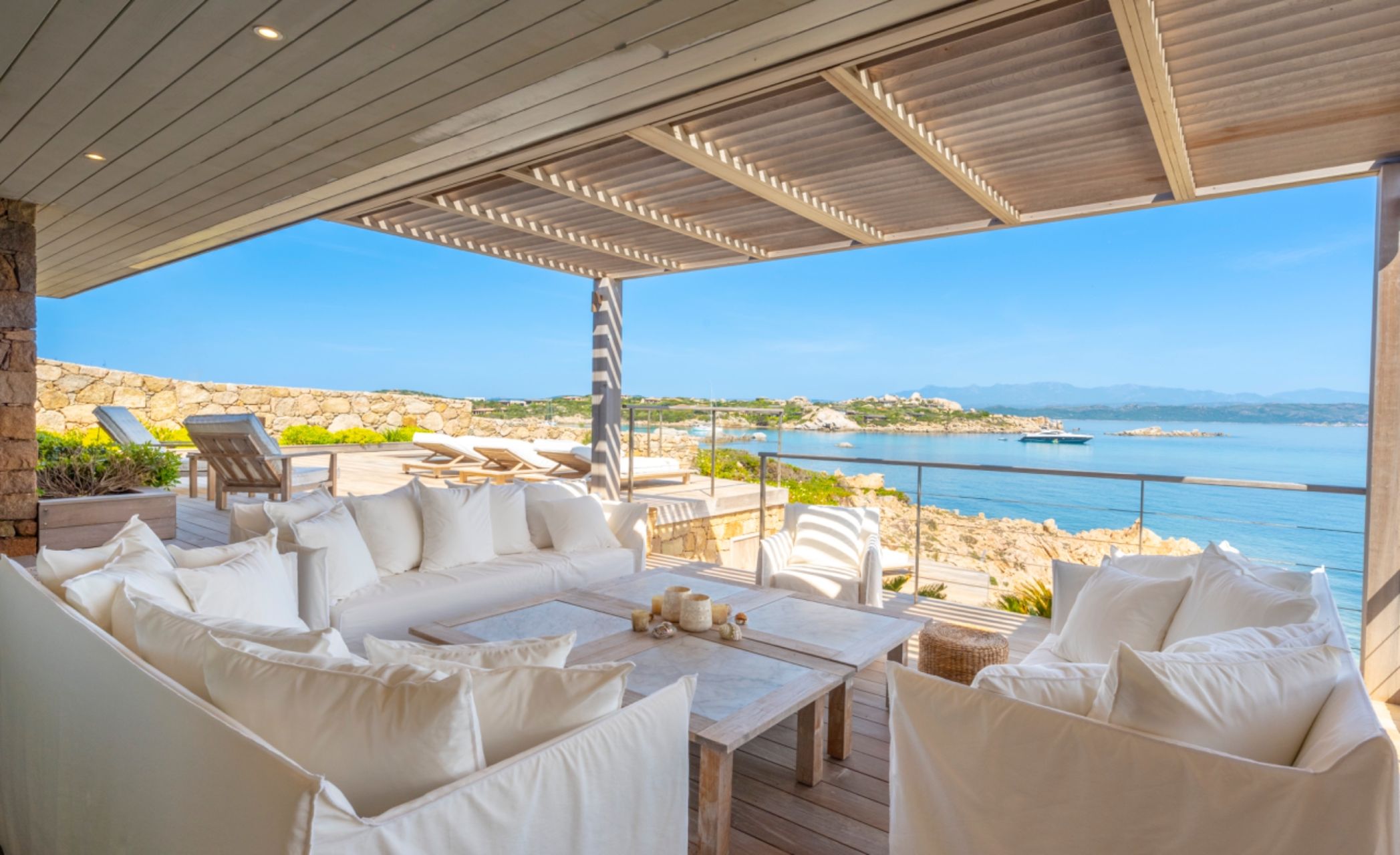 villa de luxe 9 Pièces en location saisonnière sur BONIFACIO (20169)