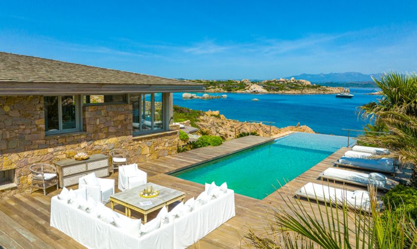 villa de luxe 9 Pièces en location saisonnière sur BONIFACIO (20169)