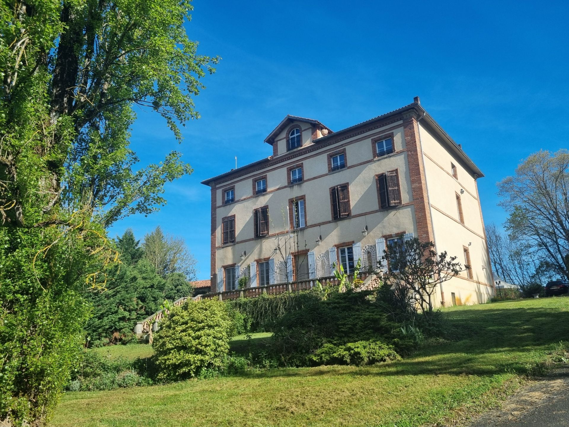 maison de luxe 11 Pièces en vente sur ALBI (81000)
