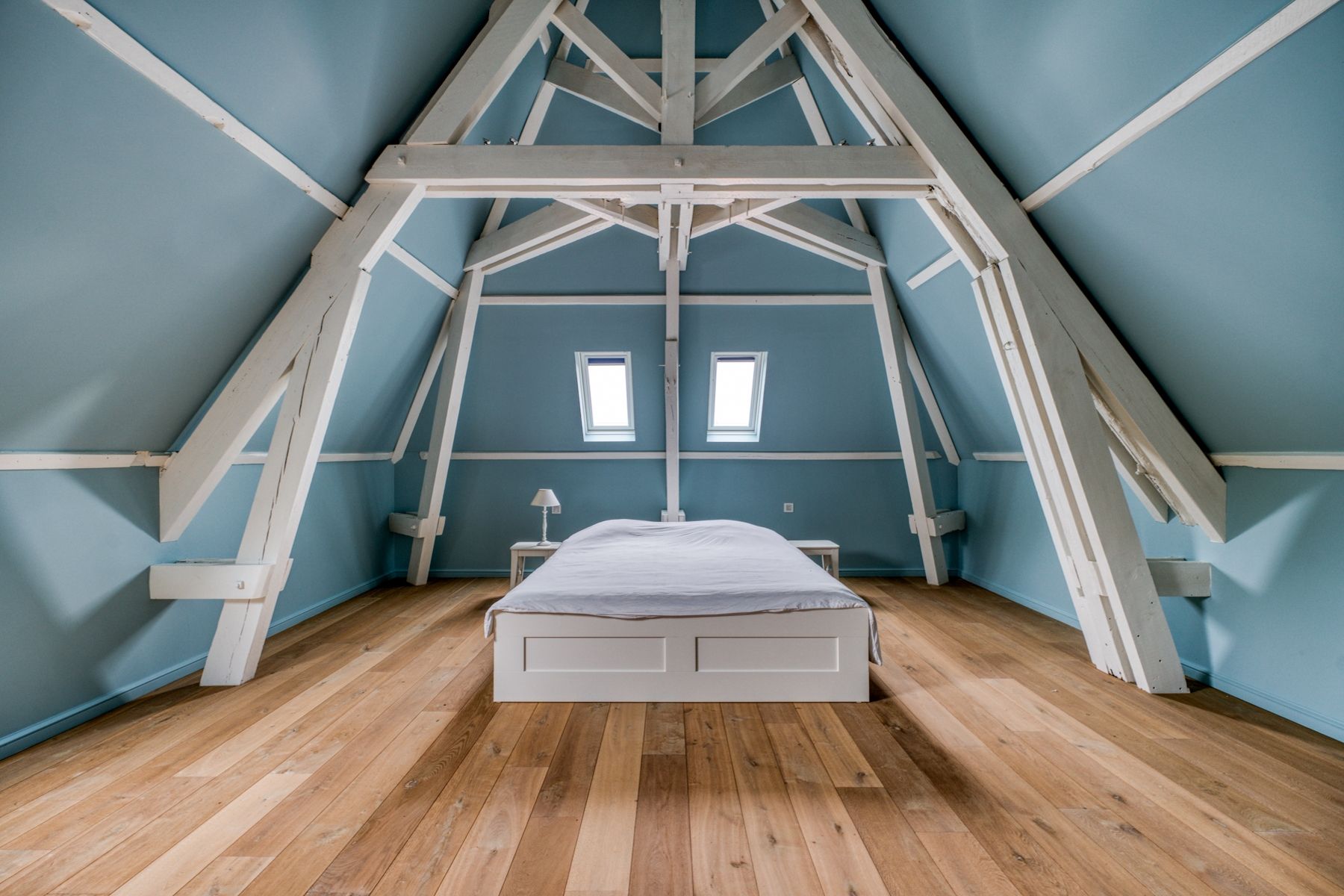 castle 12 Rooms for sale on ROCHEFORT (17300)