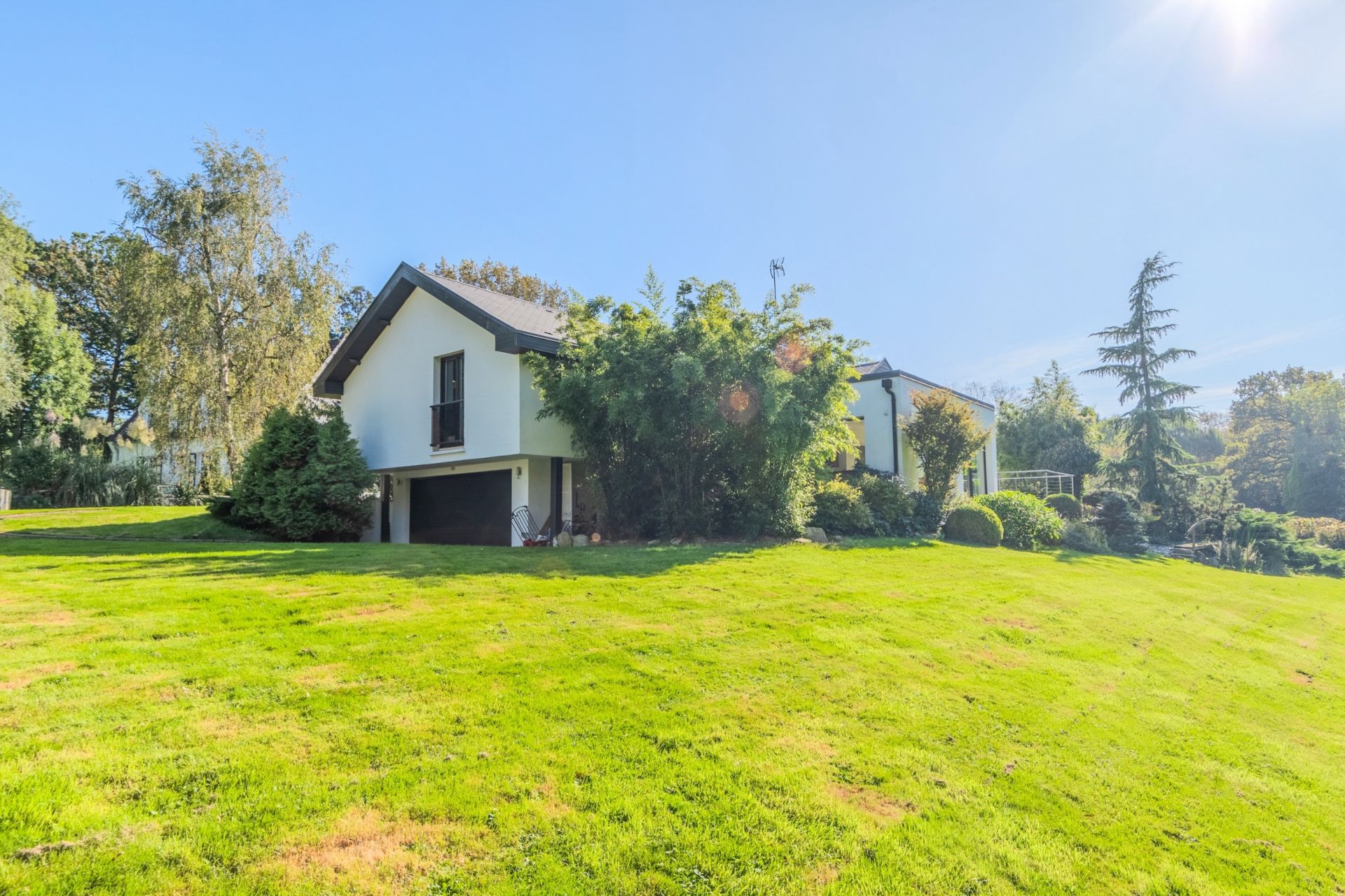 luxury house 10 Rooms for sale on PREMESQUES (59840)