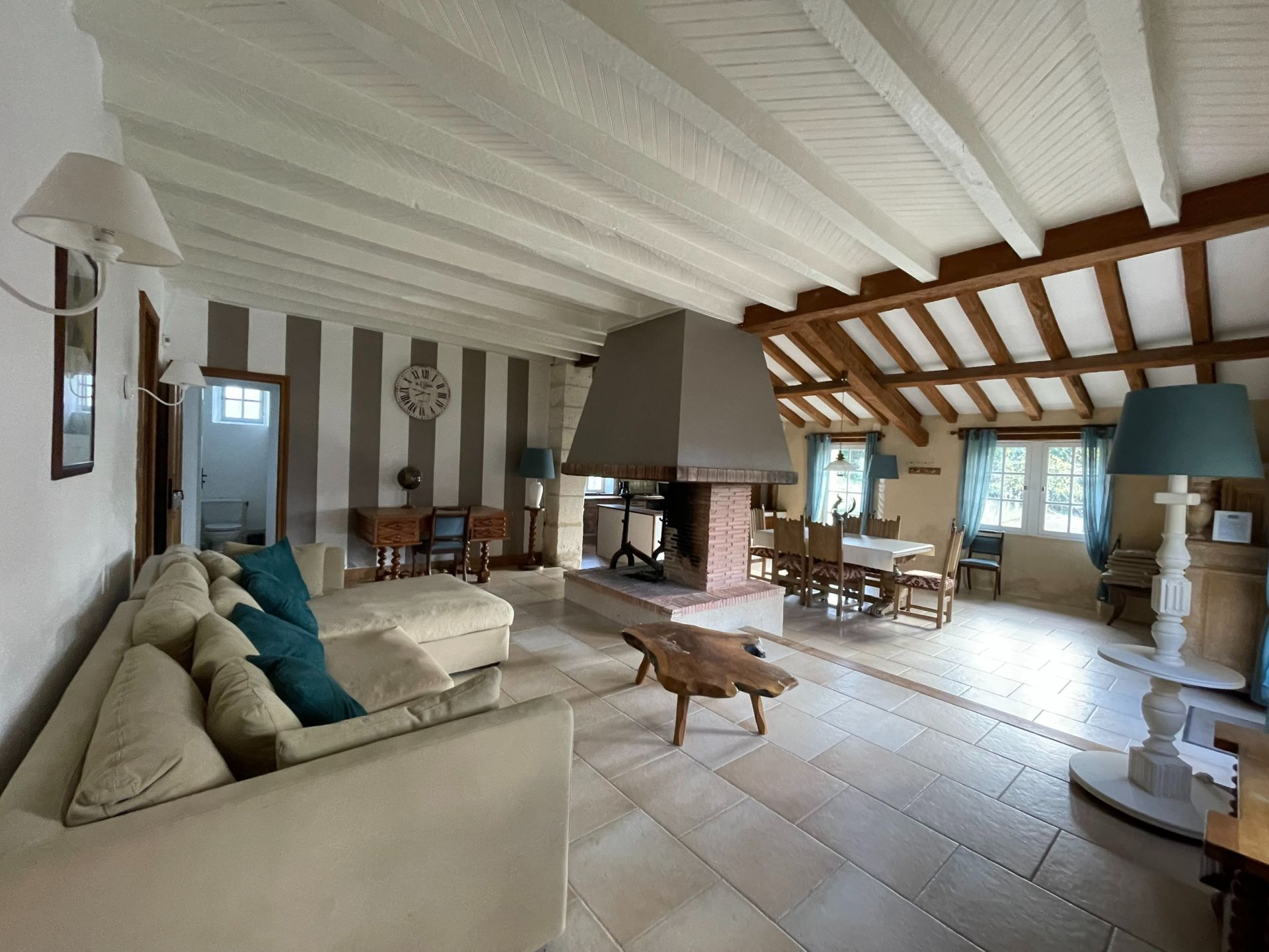 luxury house 23 Rooms for sale on ST ASTIER (24110)