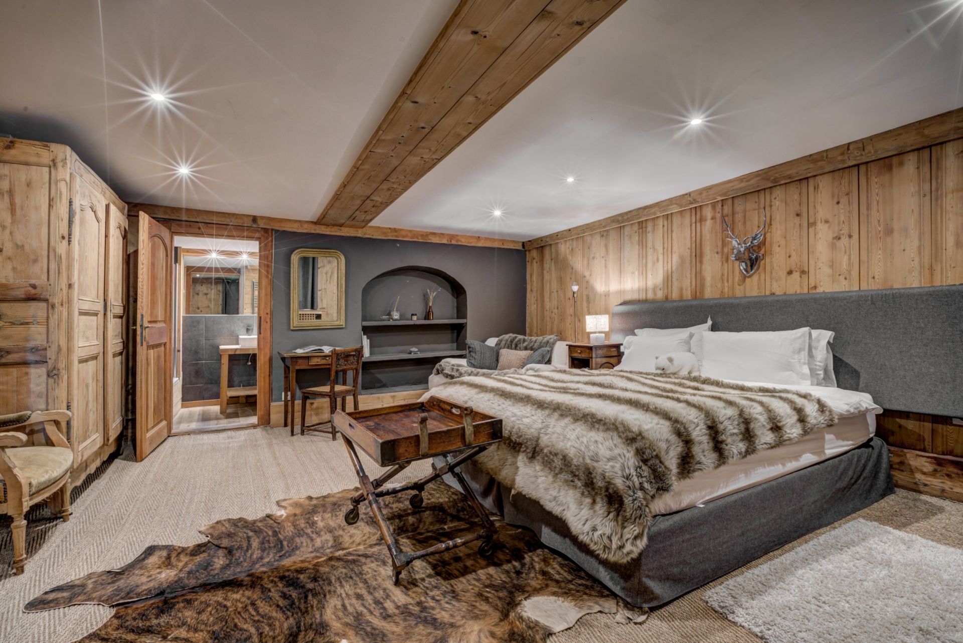 luxury farmhouse 9 Rooms for sale on CHAMONIX MONT BLANC (74400)