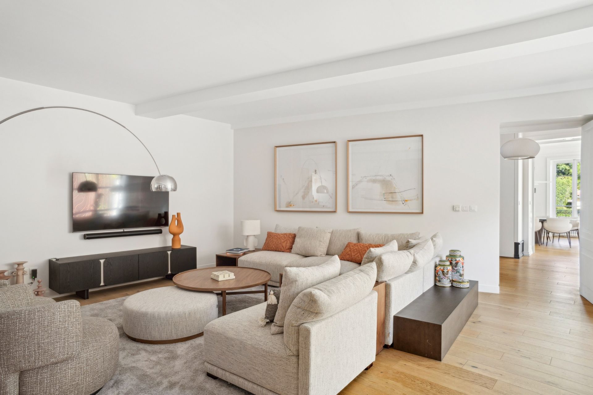 luxury house 13 Rooms for sale on CHARBONNIERES LES BAINS (69260)