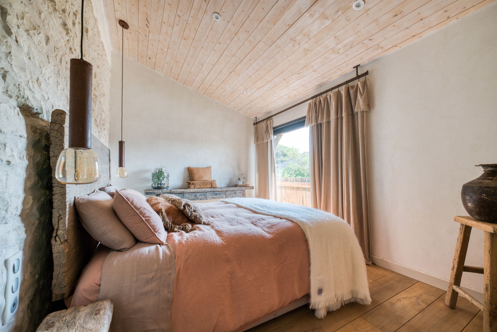 luxury house 10 Rooms for sale on STE MARIE DE RE (17740)