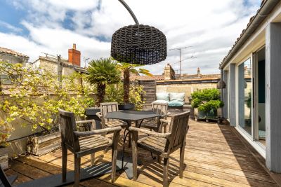 Sale Luxury apartment Bordeaux 3 Rooms 76 m²