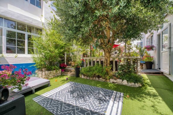 Sale Luxury house Saint-Denis-d'Oléron 6 Rooms 250 m²