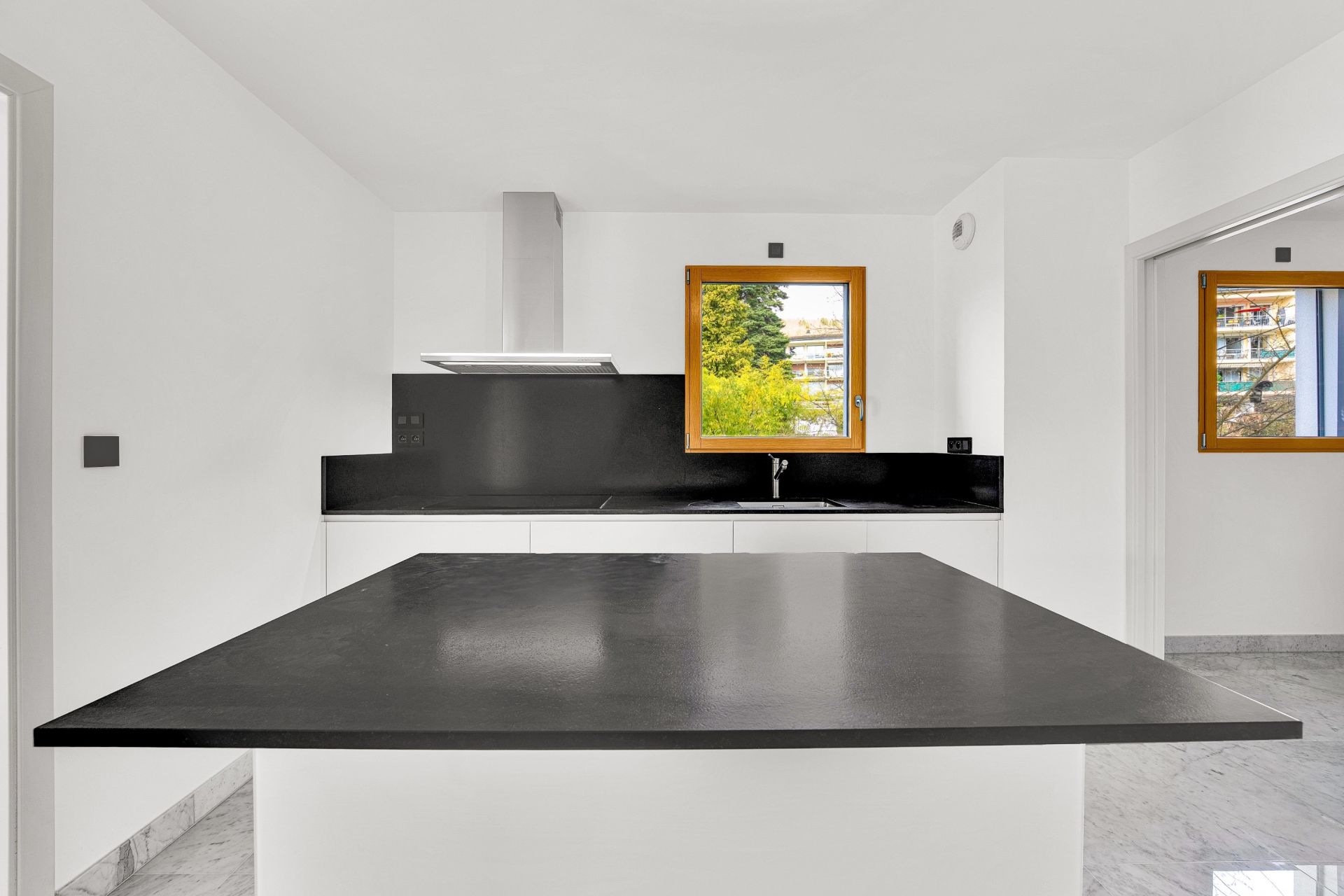 luxury apartment 7 Rooms for sale on DIVONNE LES BAINS (01220)