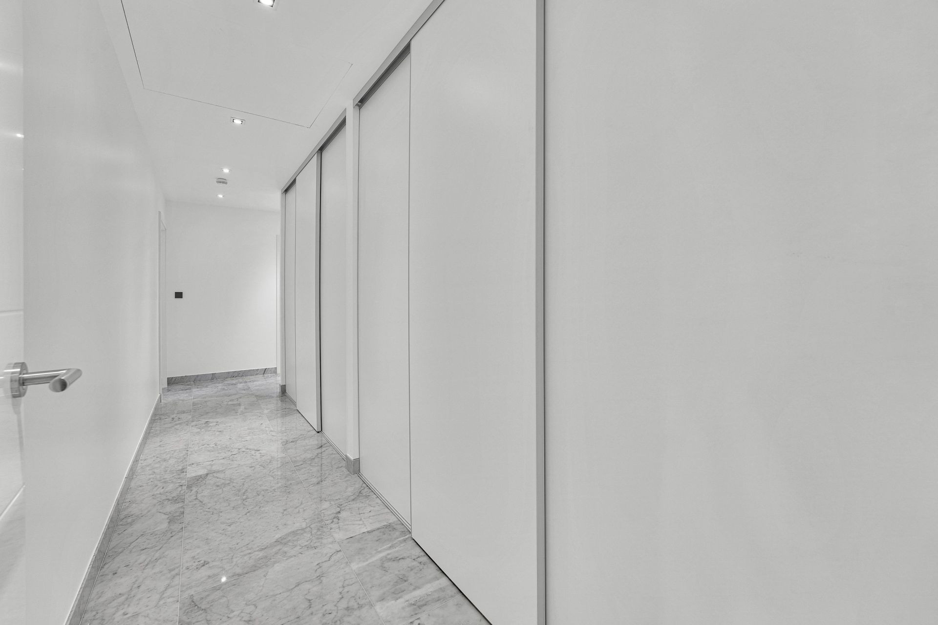 luxury apartment 7 Rooms for sale on DIVONNE LES BAINS (01220)