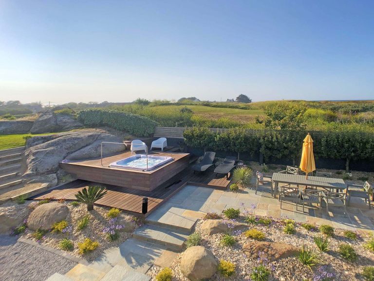 maison de luxe 14 Pièces en vente sur CLEDER (29233)