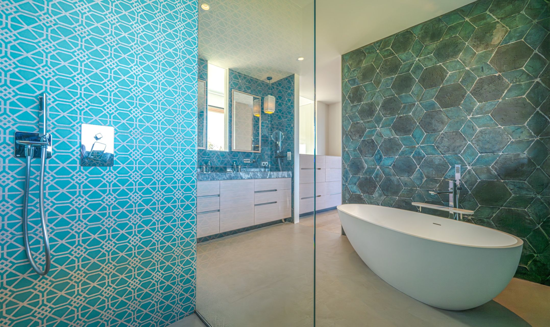 villa de luxe 9 Pièces en location saisonnière sur PORTO VECCHIO (20137)