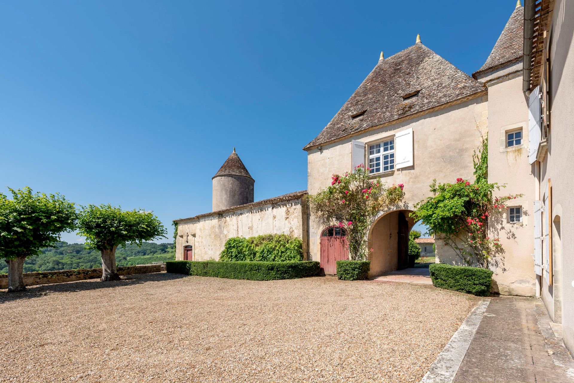 château 30 Pièces en vente sur BORDEAUX (33000)