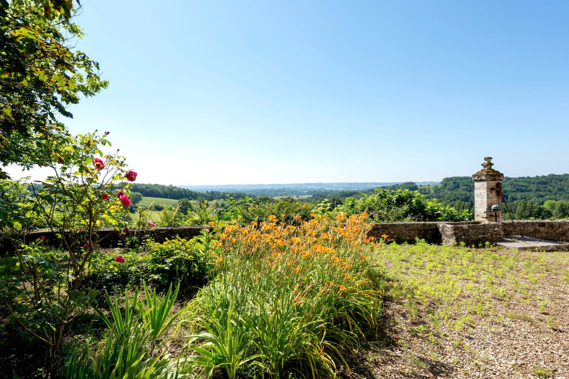 château 30 Pièces en vente sur BORDEAUX (33000)
