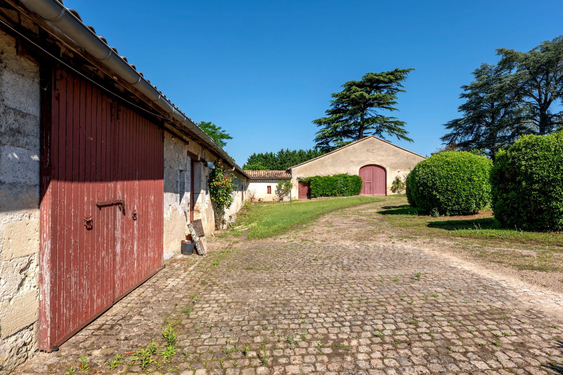 château 30 Pièces en vente sur BORDEAUX (33000)