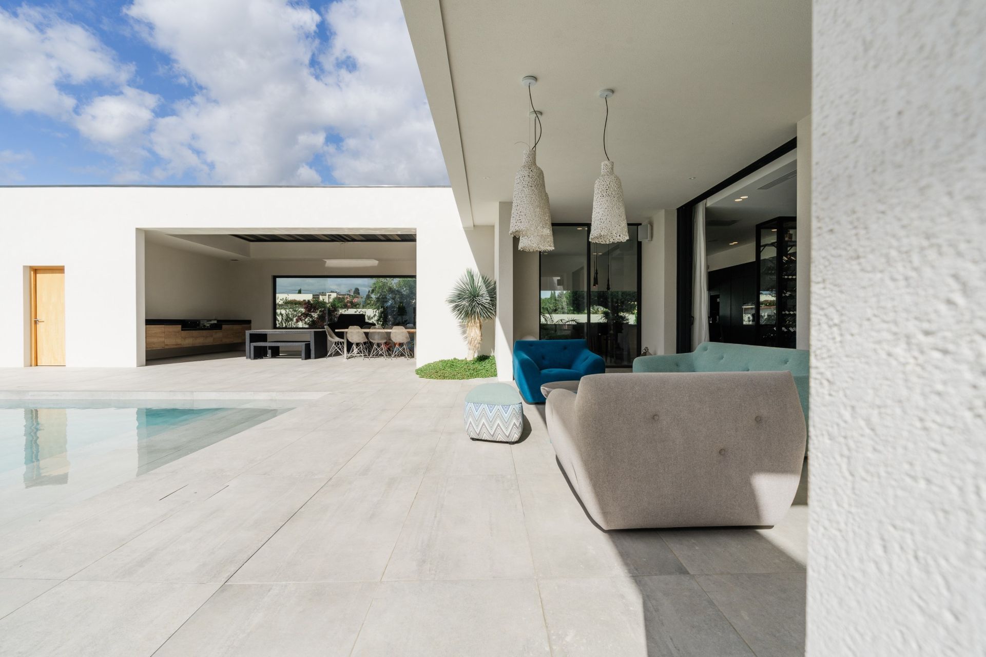 luxury house 6 Rooms for sale on PERPIGNAN (66000)