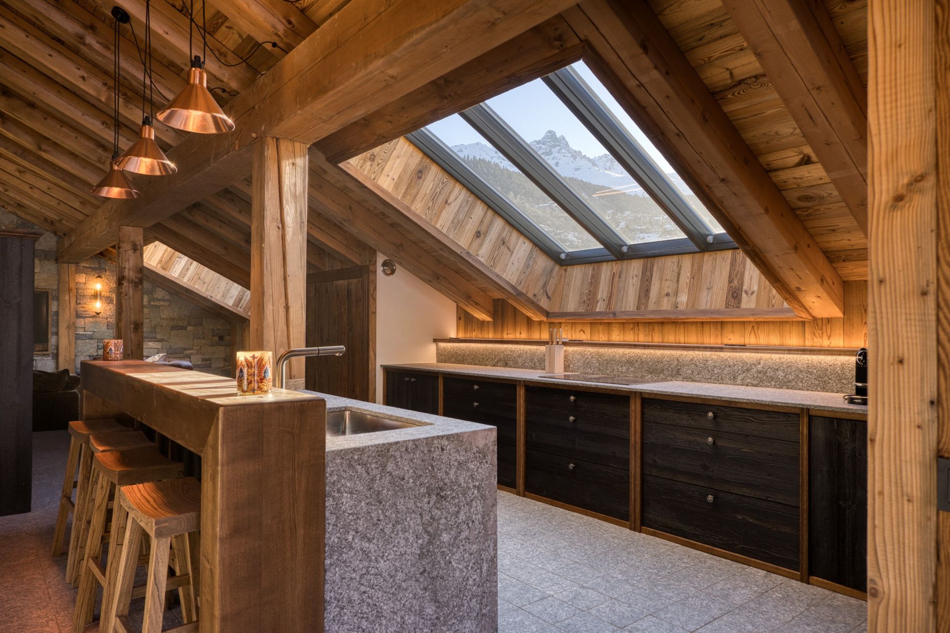 chalet de luxe 8 Pièces en vente sur MERIBEL LES ALLUES (73550)