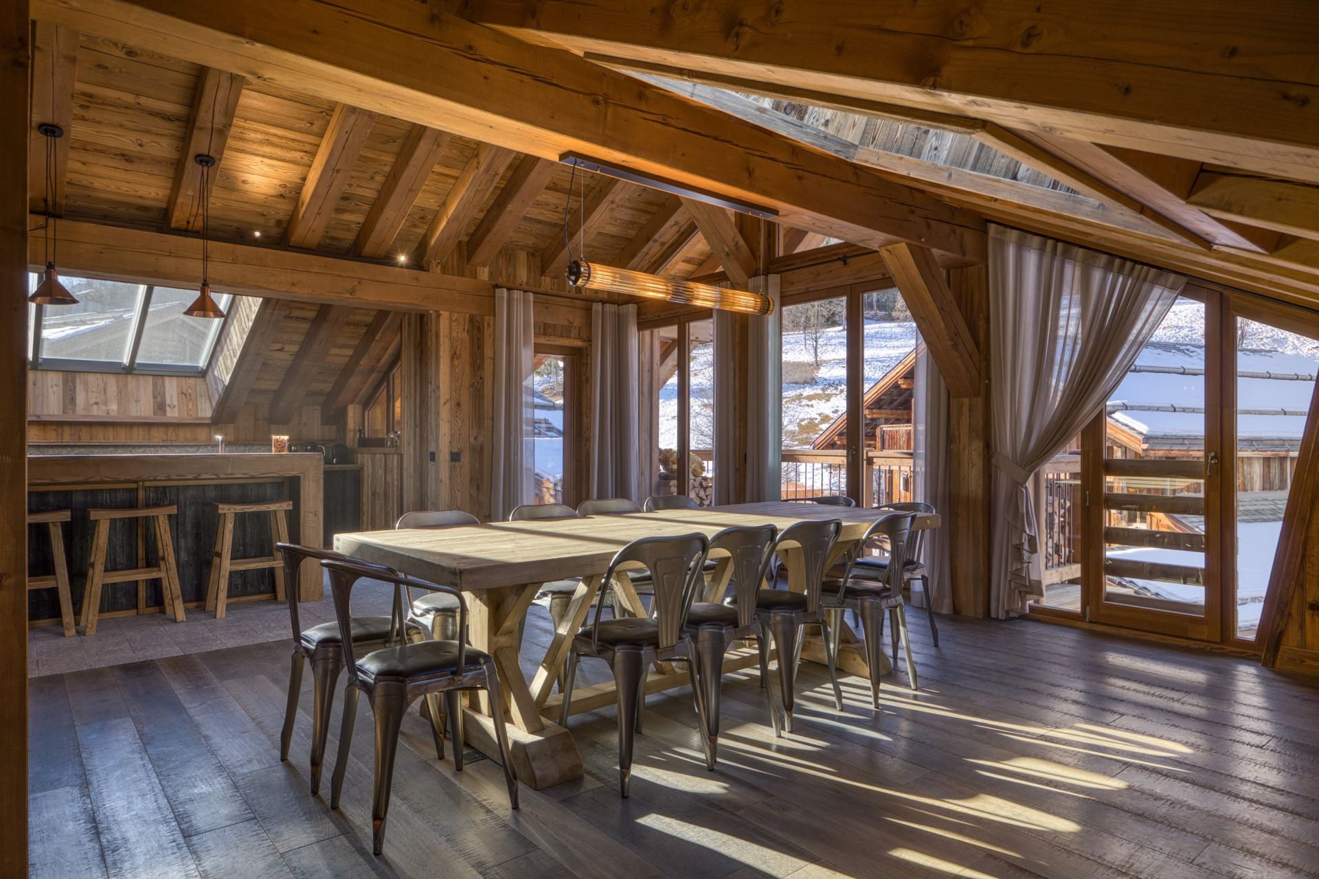 chalet de luxe 8 Pièces en vente sur MERIBEL LES ALLUES (73550)