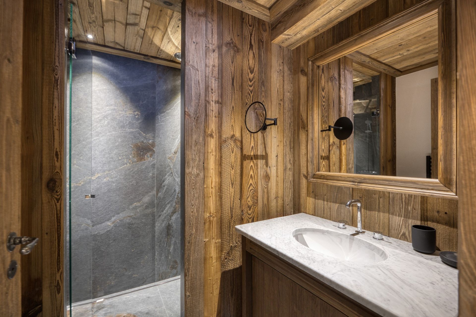 chalet de luxe 8 Pièces en vente sur MERIBEL LES ALLUES (73550)