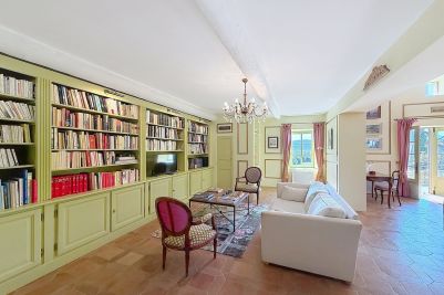 Vente Maison de luxe Uzès 10&nbsp;Pièces 360&nbsp;m²