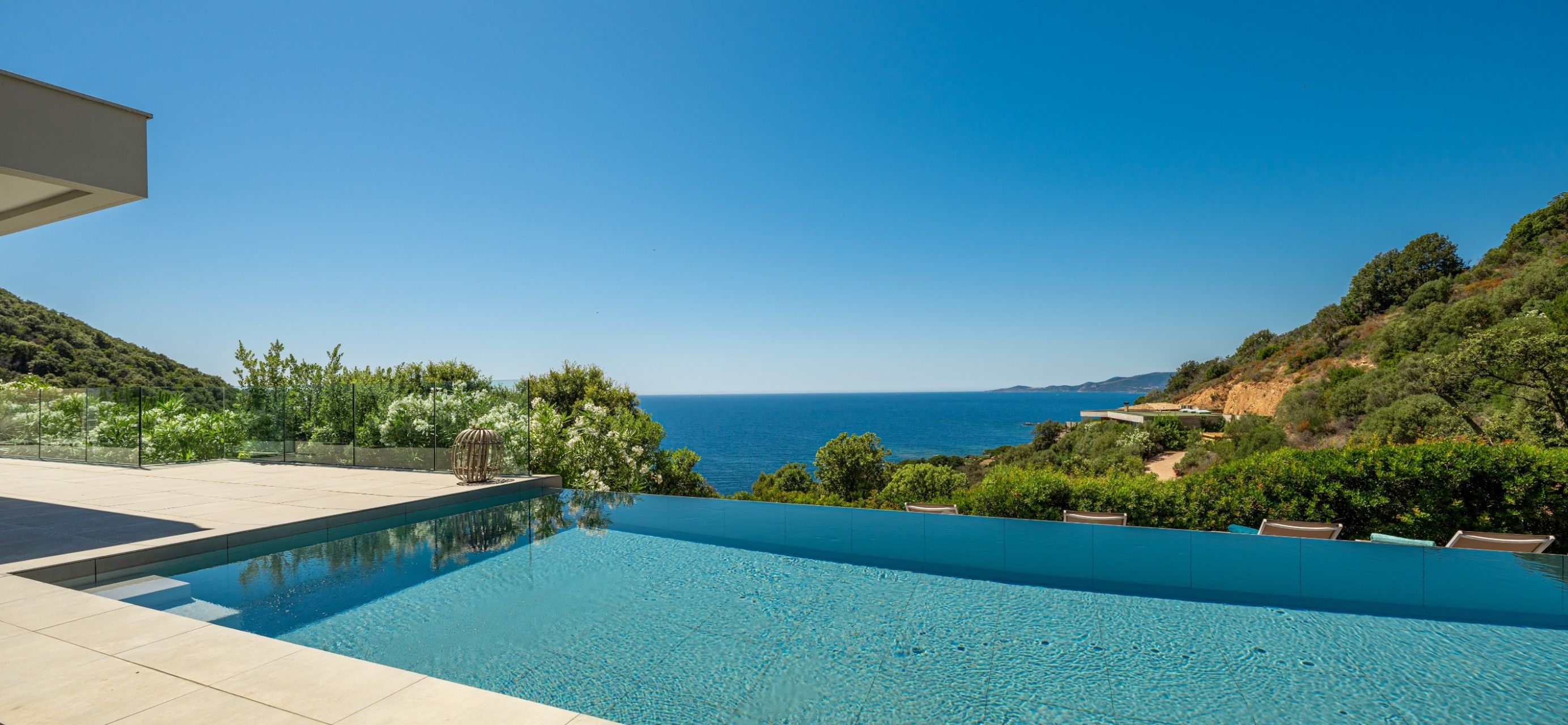 luxury house 7 Rooms for seasonal rent on AJACCIO (20000)