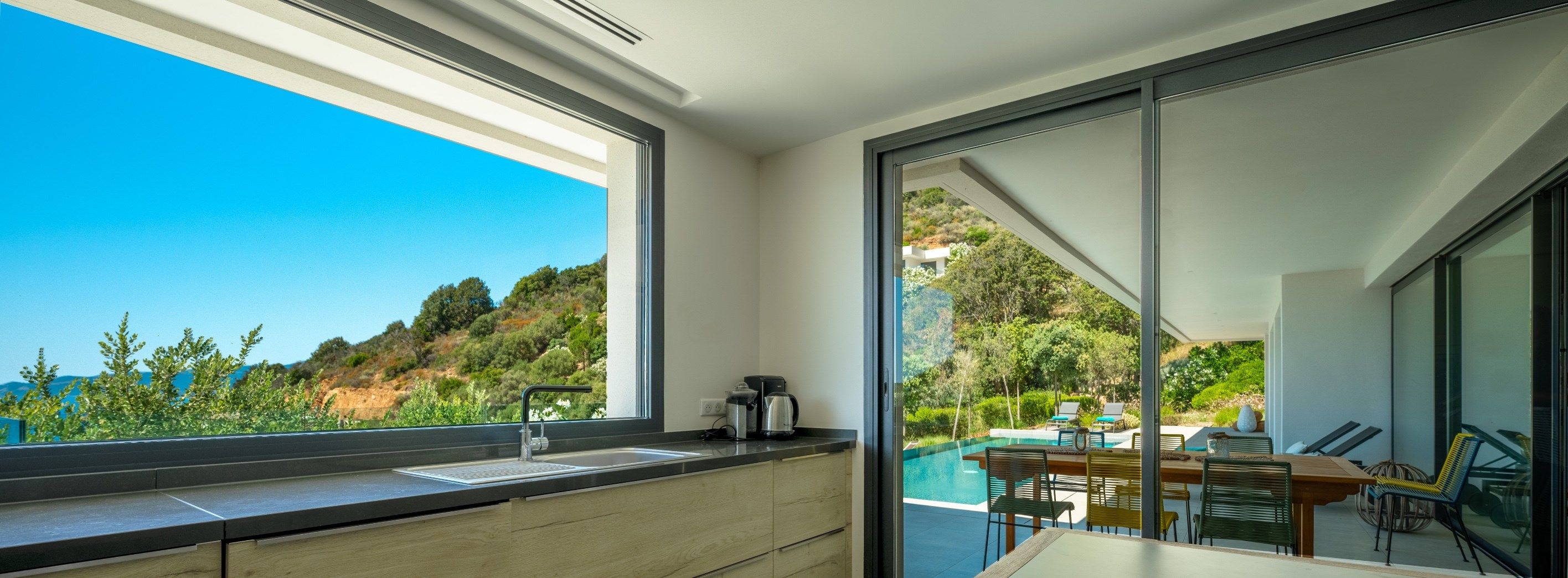 luxury house 7 Rooms for seasonal rent on AJACCIO (20000)