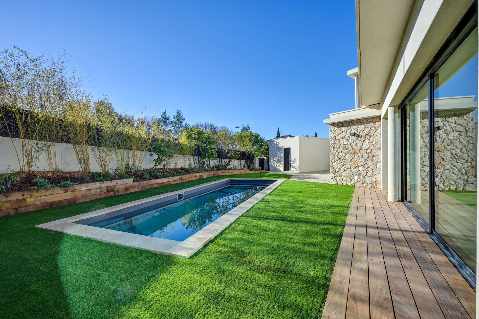 luxury house 4 Rooms for sale on AIX EN PROVENCE (13100)