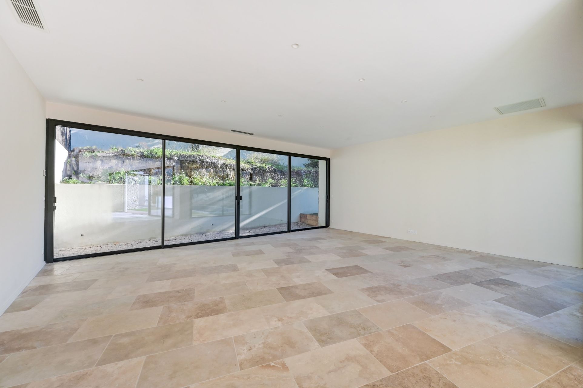 luxury house 4 Rooms for sale on AIX EN PROVENCE (13100)