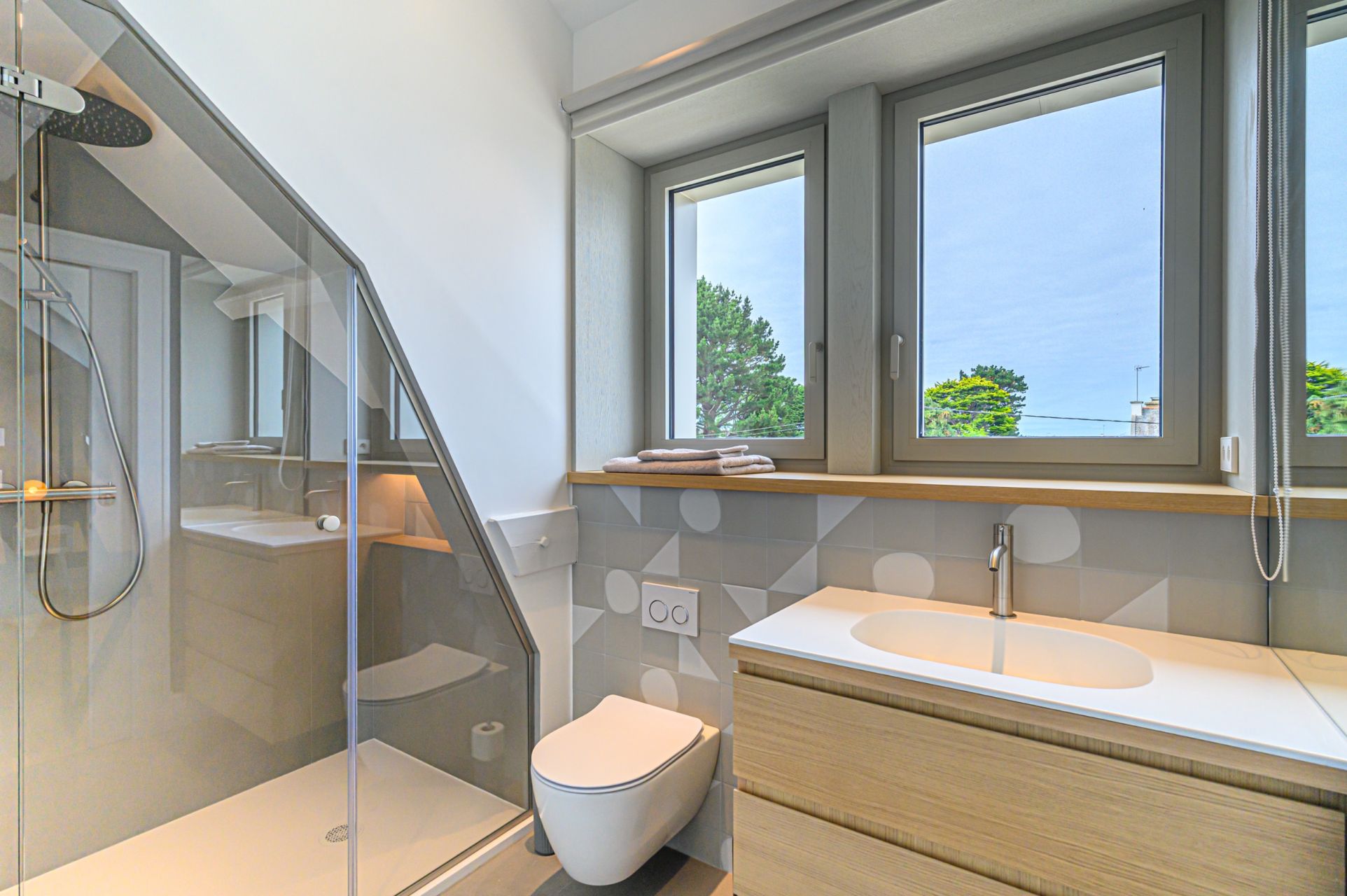 luxury house 8 Rooms for seasonal rent on LA TRINITE SUR MER (56470)