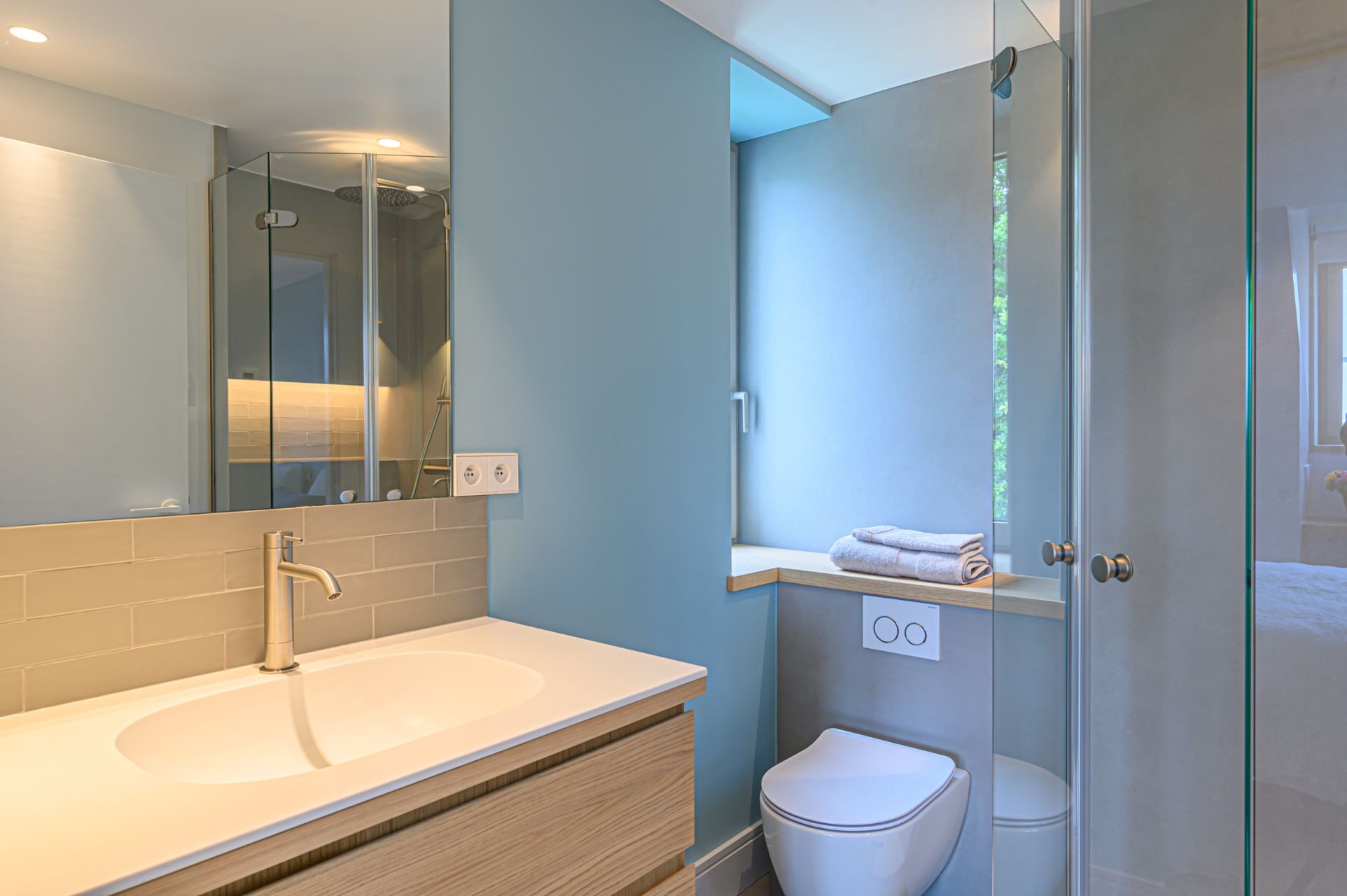 luxury house 8 Rooms for seasonal rent on LA TRINITE SUR MER (56470)