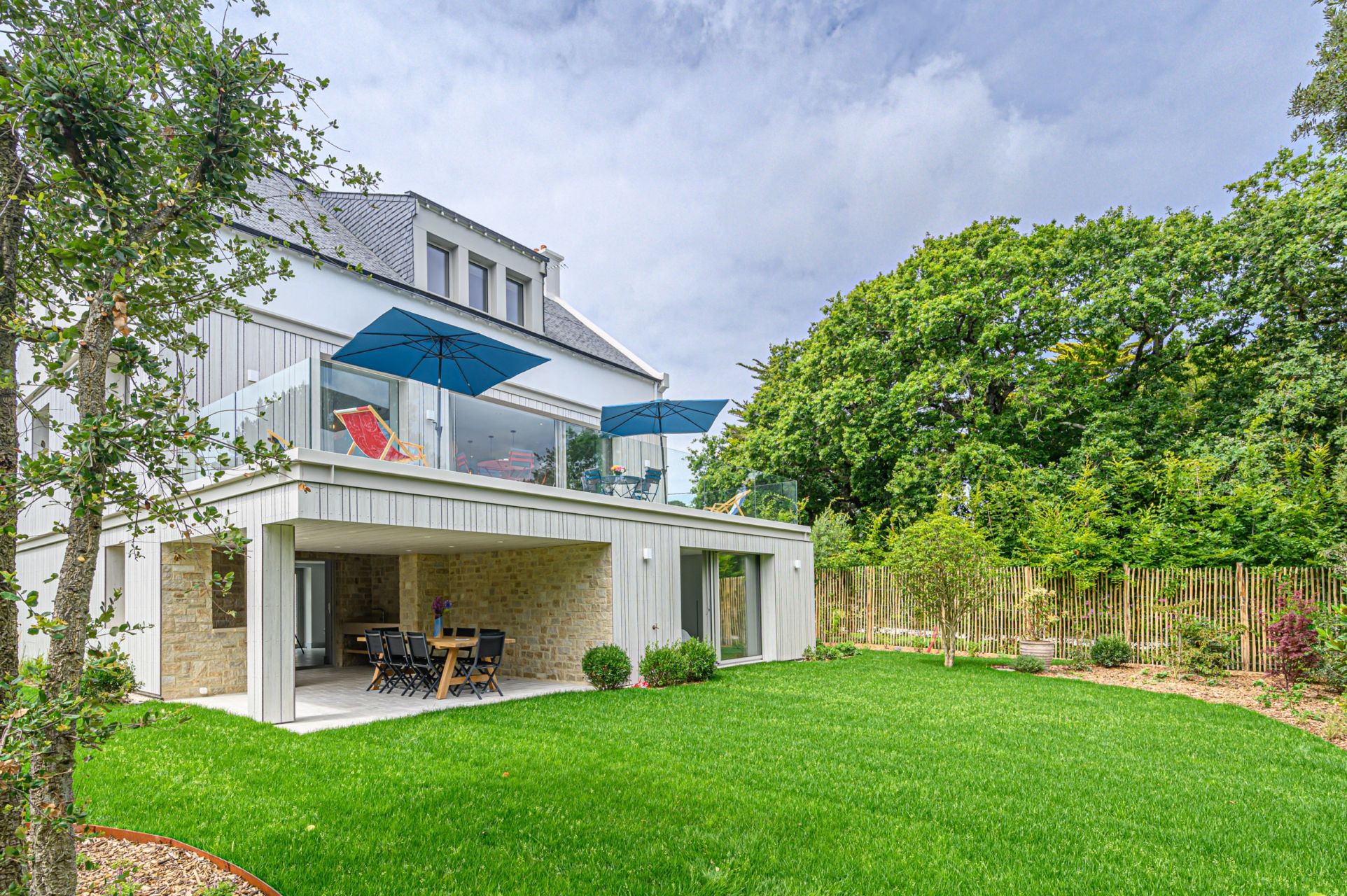 luxury house 8 Rooms for seasonal rent on LA TRINITE SUR MER (56470)