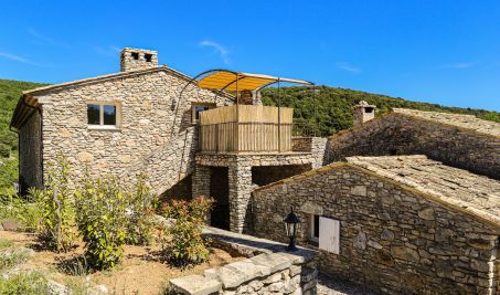 Sale Luxury house Simiane-la-Rotonde 20 Rooms 522 m²