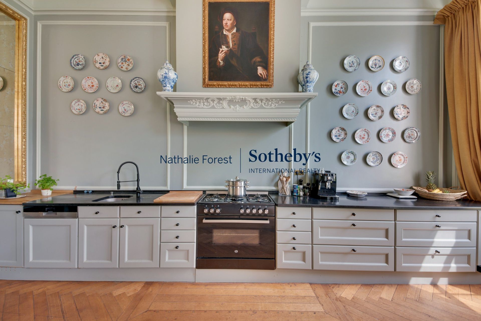 mansion (hôtel particulier) 25 Rooms for sale on LILLE (59800)