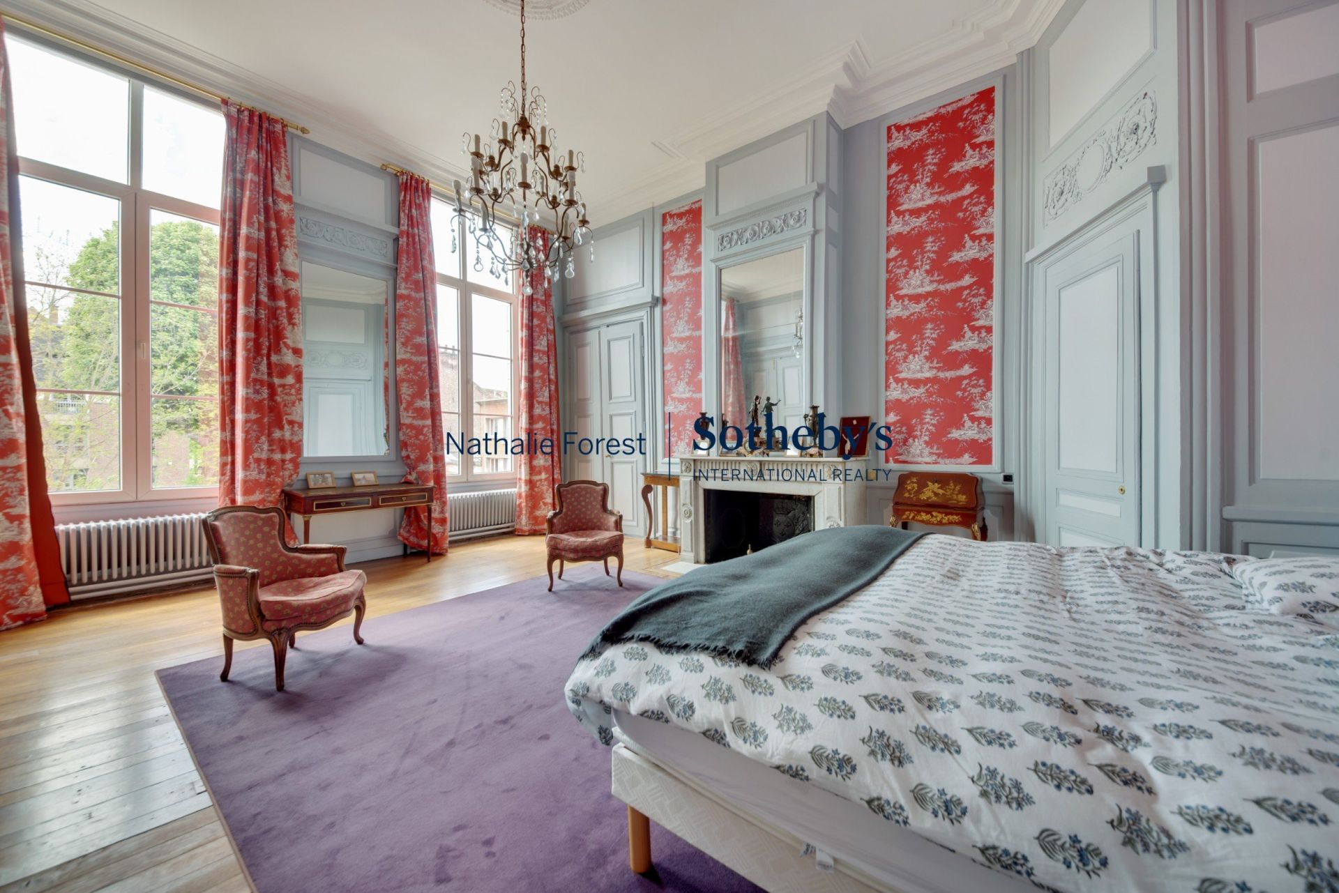mansion (hôtel particulier) 25 Rooms for sale on LILLE (59800)