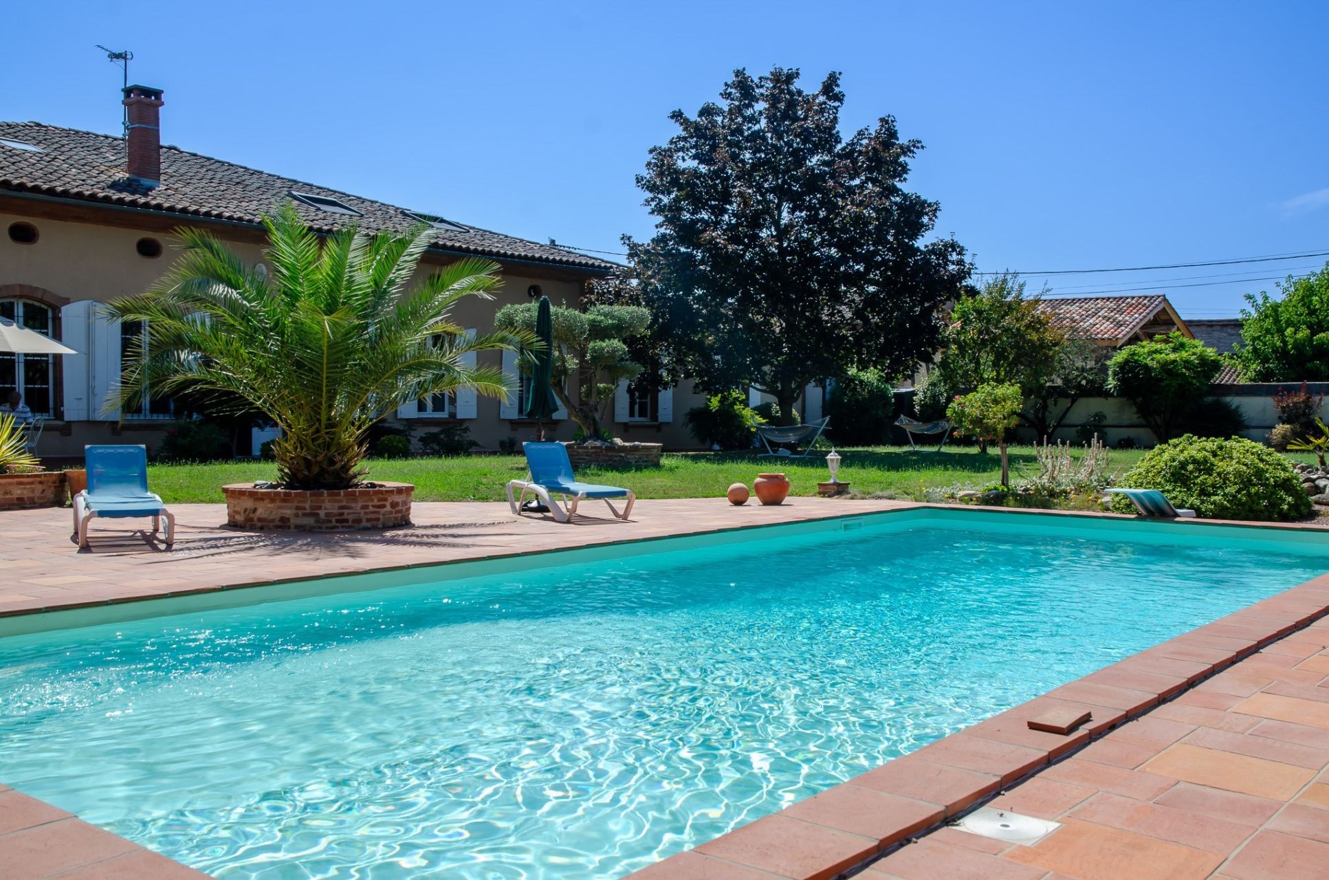 luxury house 14 Rooms for sale on MERVILLE (31330)